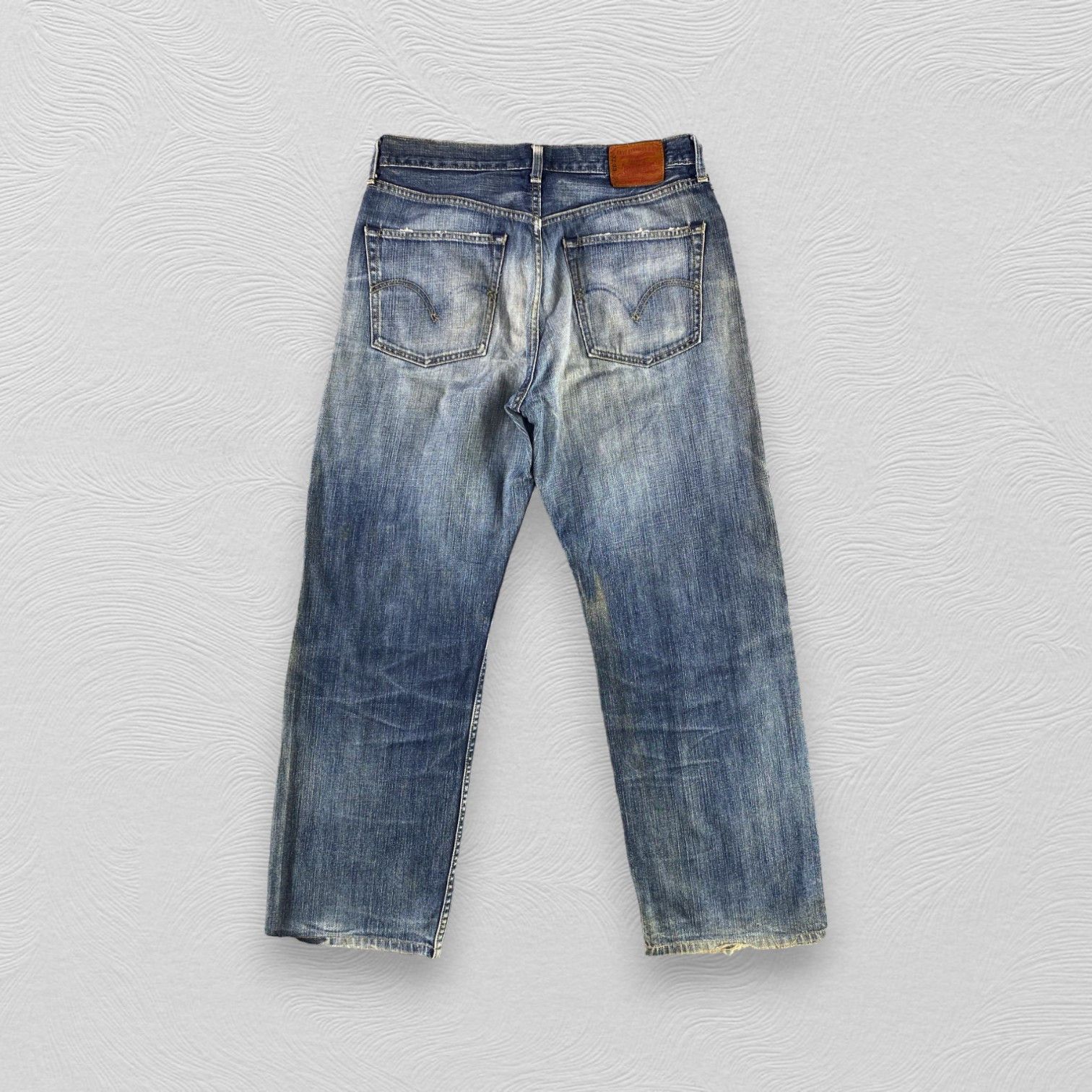 Levi's Vintage Levis 504 Jeans Distressed Denim KJ3344 Size US 32 / EU 48 - 2 Thumbnail