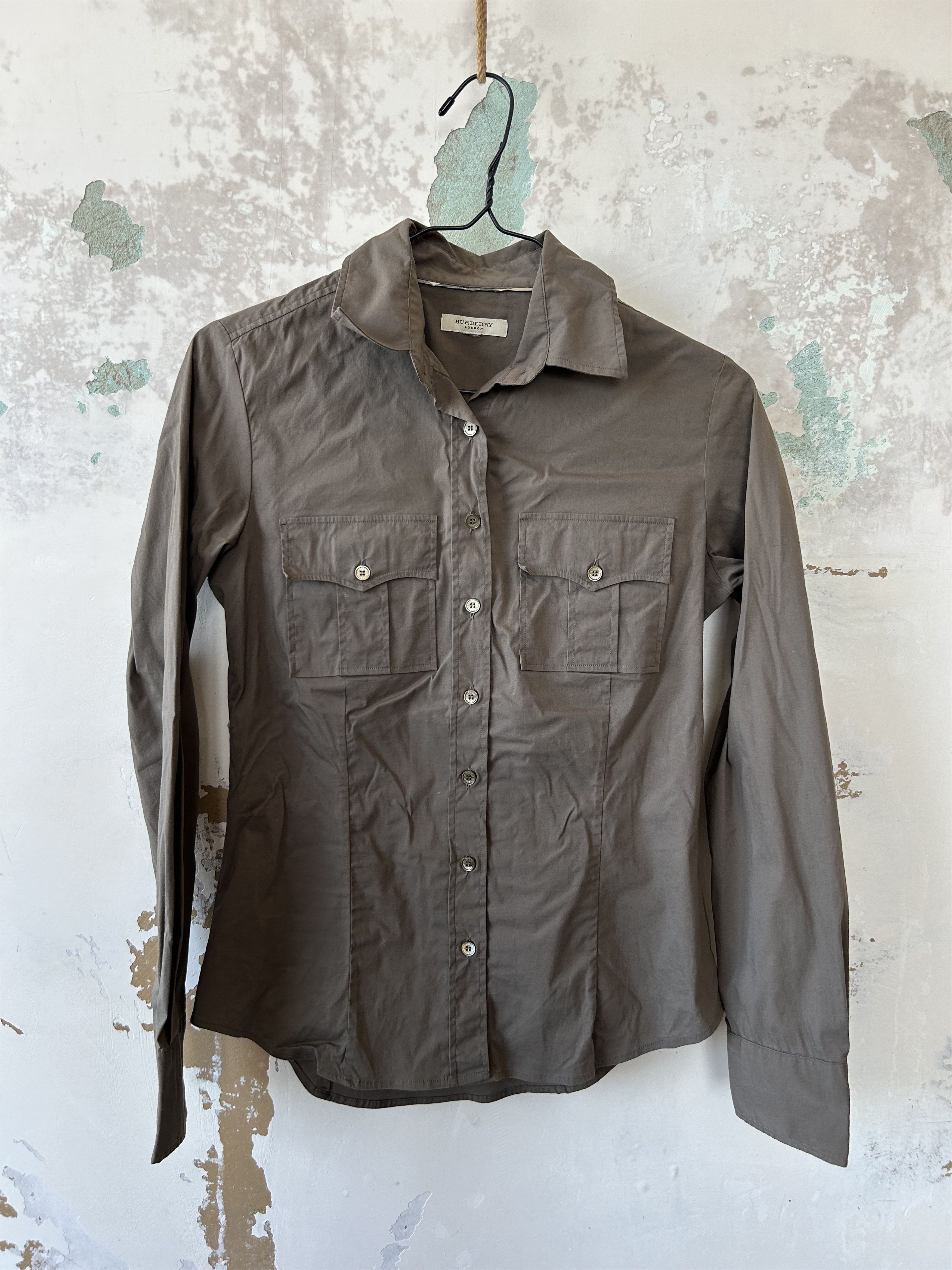 Burberry Vintage Woman Burberry Shirt Long Sleeve Y2K Size M / US 6-8 / IT 42-44 - 1 Thumbnail