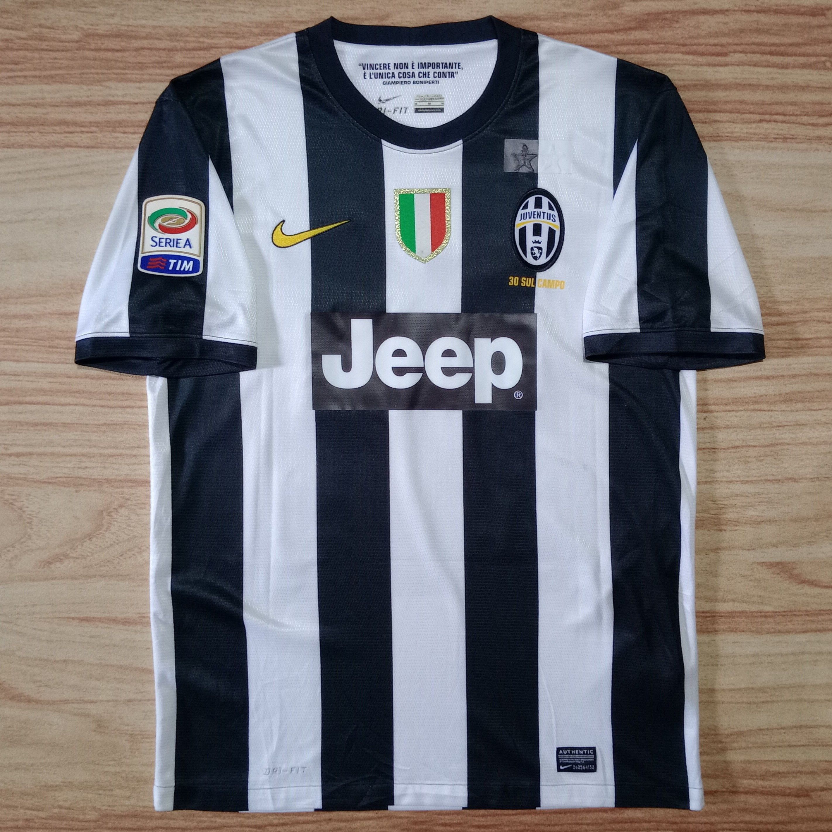 Nike Juventus 2012-2013 Home Jersey Andrea Pirlo 21 Size US M / EU 48-50 / 2 - 1 Thumbnail