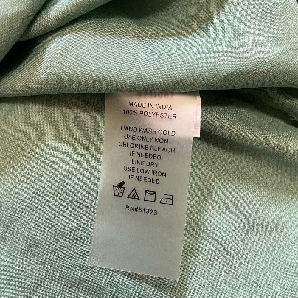 Vince Camuto NWT New $89 Vince Camuto Keyhole Rumple Satin Teal Blouse S Size XXL / US 16-18 / IT 52-54 - 9 Thumbnail