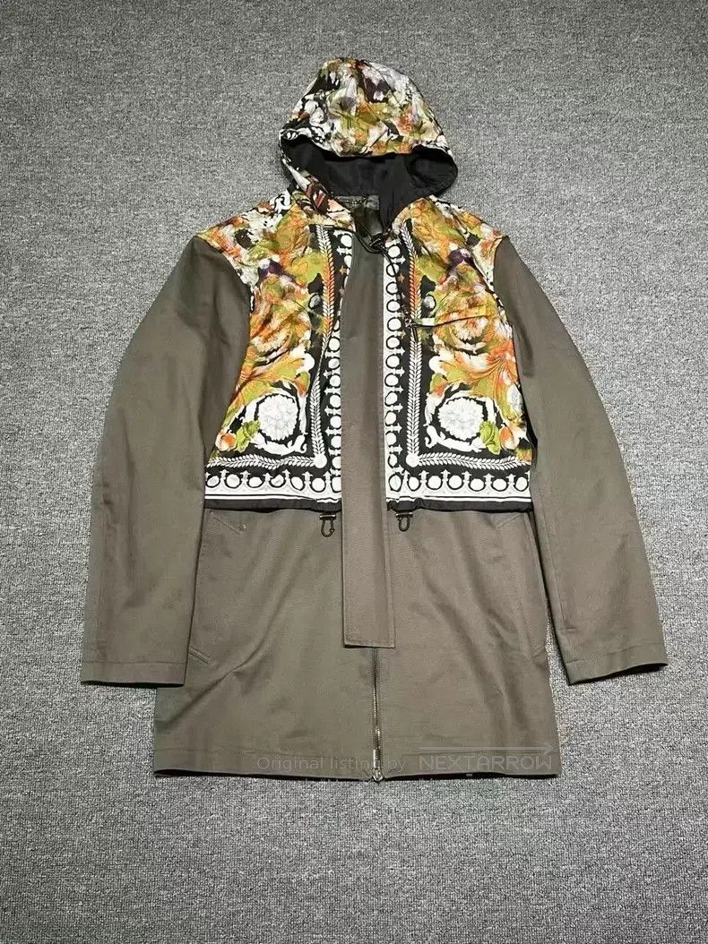 Versace Versace Silk coat Size M / US 6-8 / IT 42-44 - 1 Thumbnail