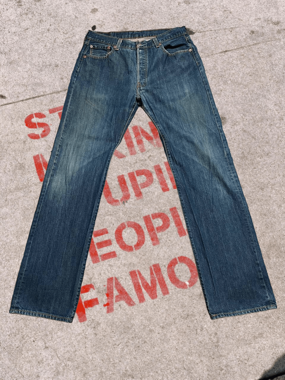 Levi's Levi's 501 Button Fly Dark Wash Blue Cotton Denim Jeans Size US 36 / EU 52 - 1 Thumbnail
