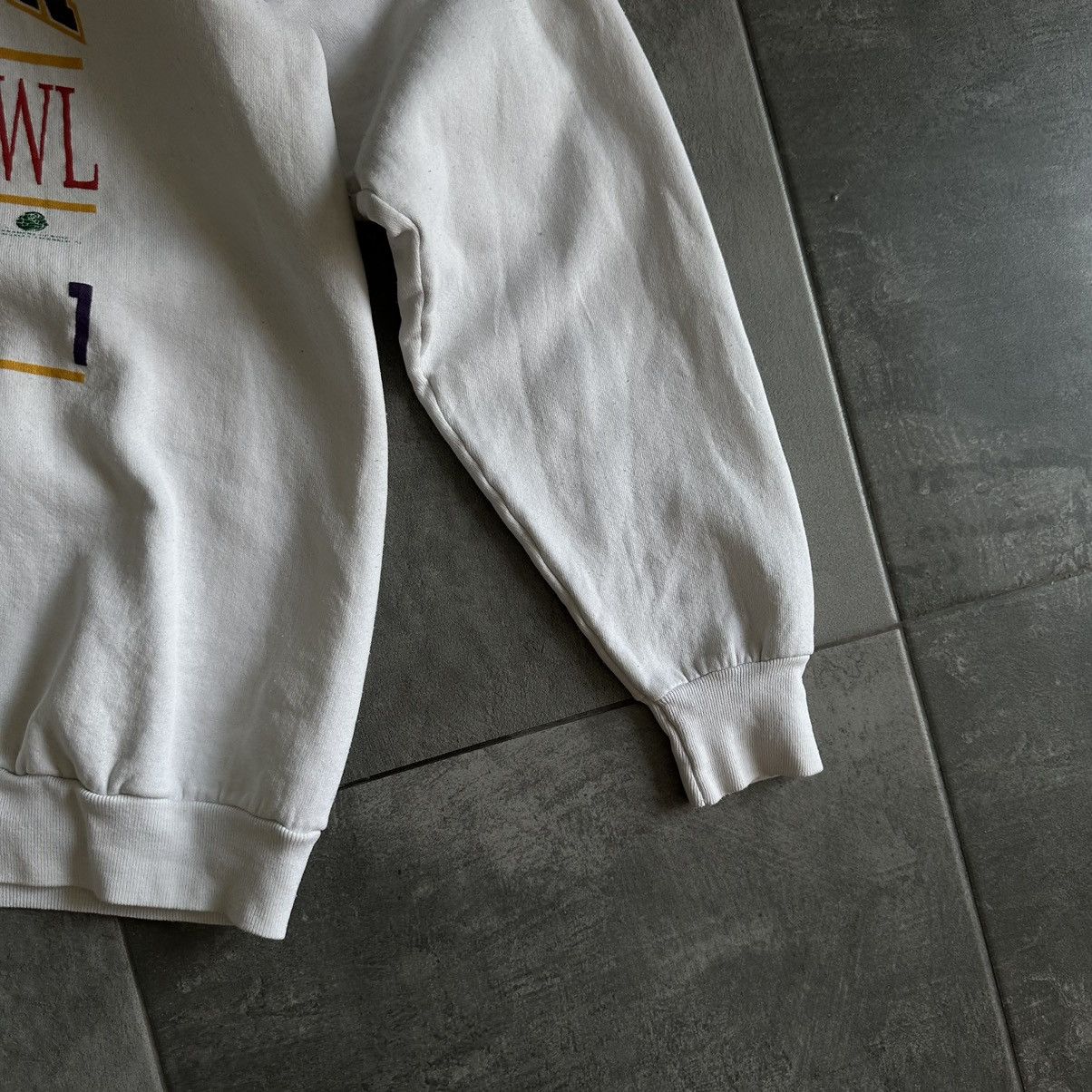 Antique Rivet Vintage Washington Rose Bowl Sweatshirt 1991 Big Logo Y2K Size US M / EU 48-50 / 2 - 7 Thumbnail