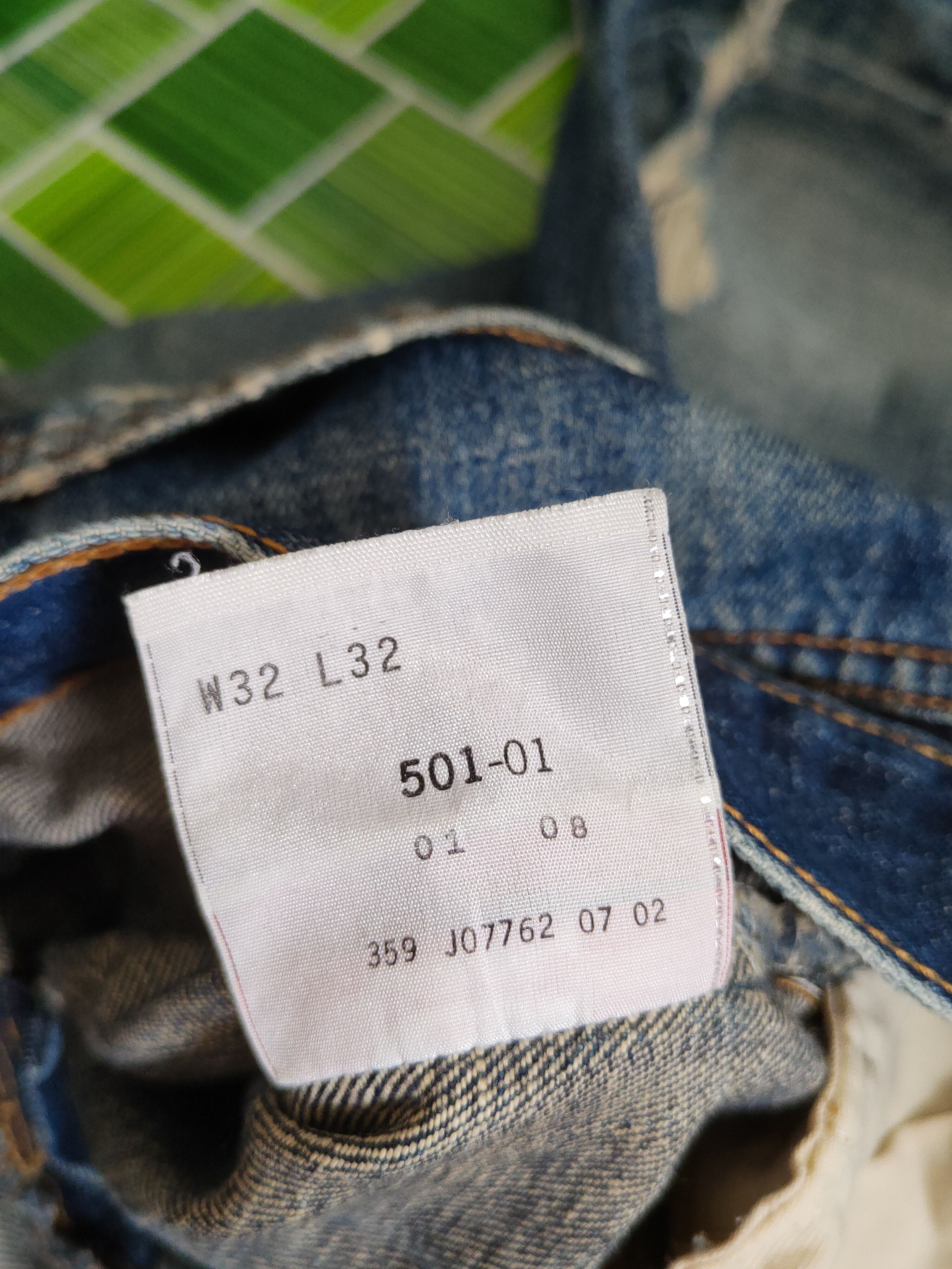 Levi's 501 Levi's vtg ripped Distressed Denim jeans Pants #S1371 Size US 32 / EU 48 - 19 Thumbnail
