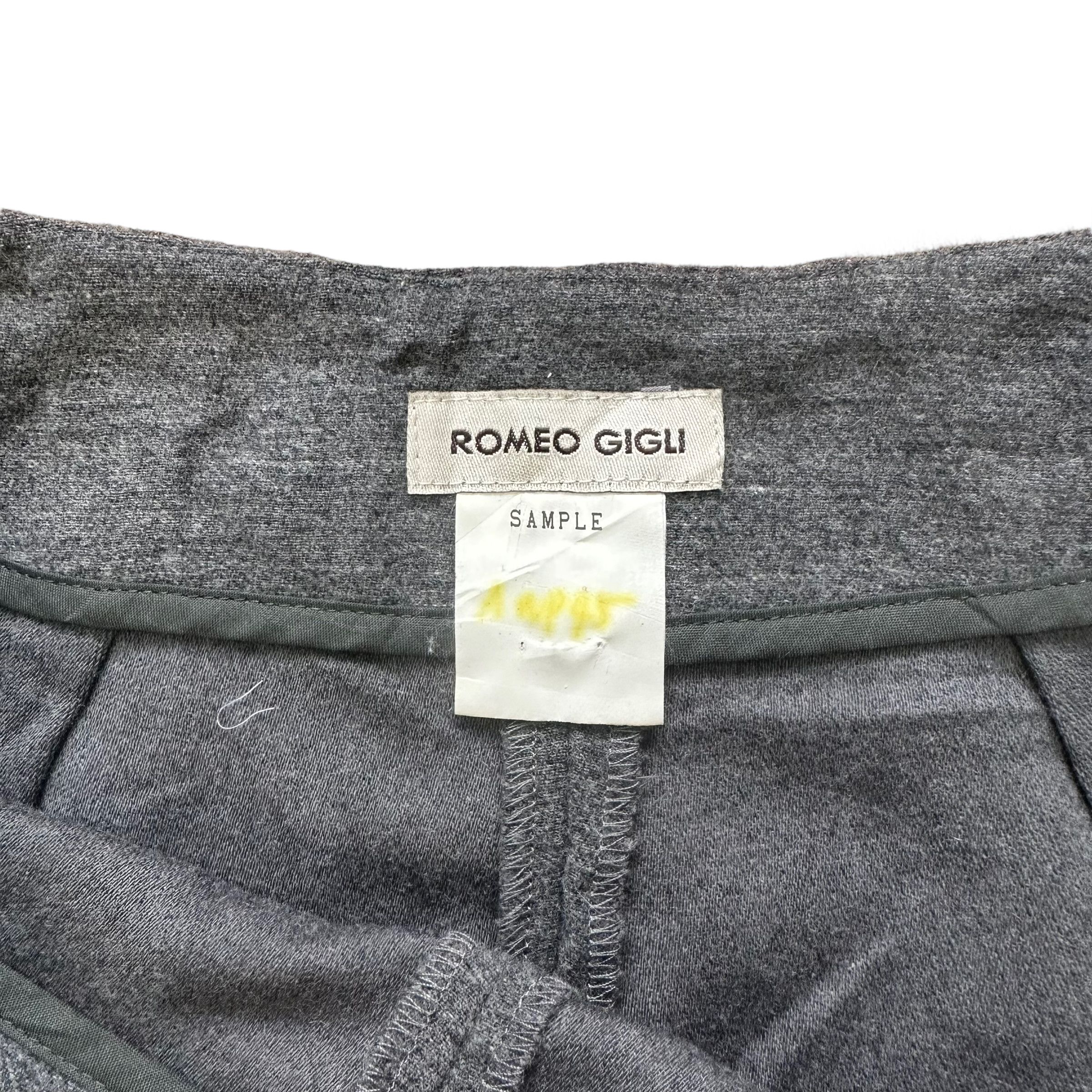Romeo Gigli ROMEO GIGLI SAMPLE TROUSERS #7895-188 Size 24" / US 00 / IT 34 - 6 Thumbnail