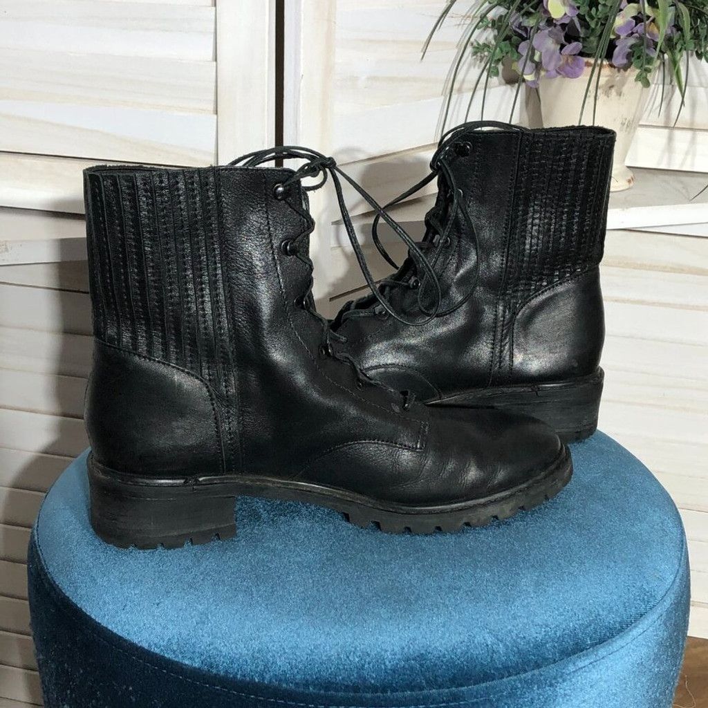SCHUTZ Schutz black combat boots leather rubber sole sz 40 9 Size US 9 / IT 39 - 2 Thumbnail