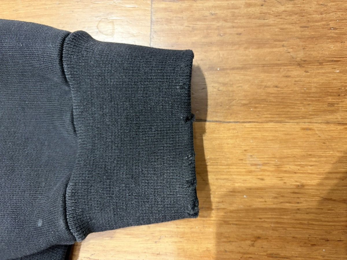 Givenchy Givenchy Distressed World Tour Crewneck Size US M / EU 48-50 / 2 - 4 Thumbnail