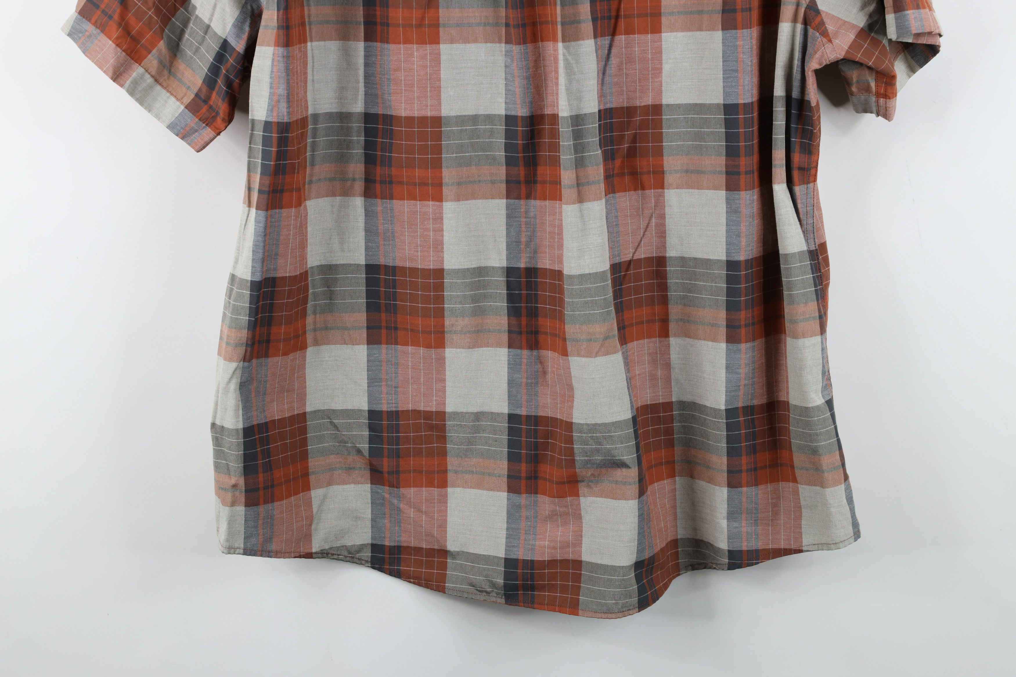 Eddie Bauer Eddie Bauer Collared Short Sleeve Button Down Shirt Plaid Size US XL / EU 56 / 4 - 12 Thumbnail