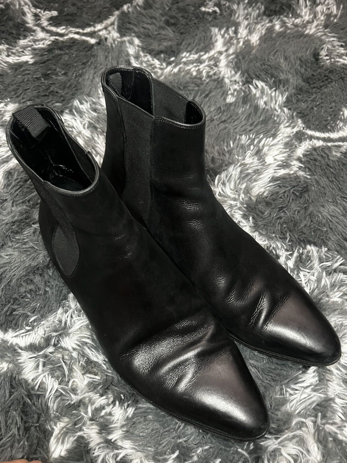 Celine Celine Shiny Calfskin Leather Chelsea Boot Size US 10.5 / EU 43-44 - 2 Thumbnail