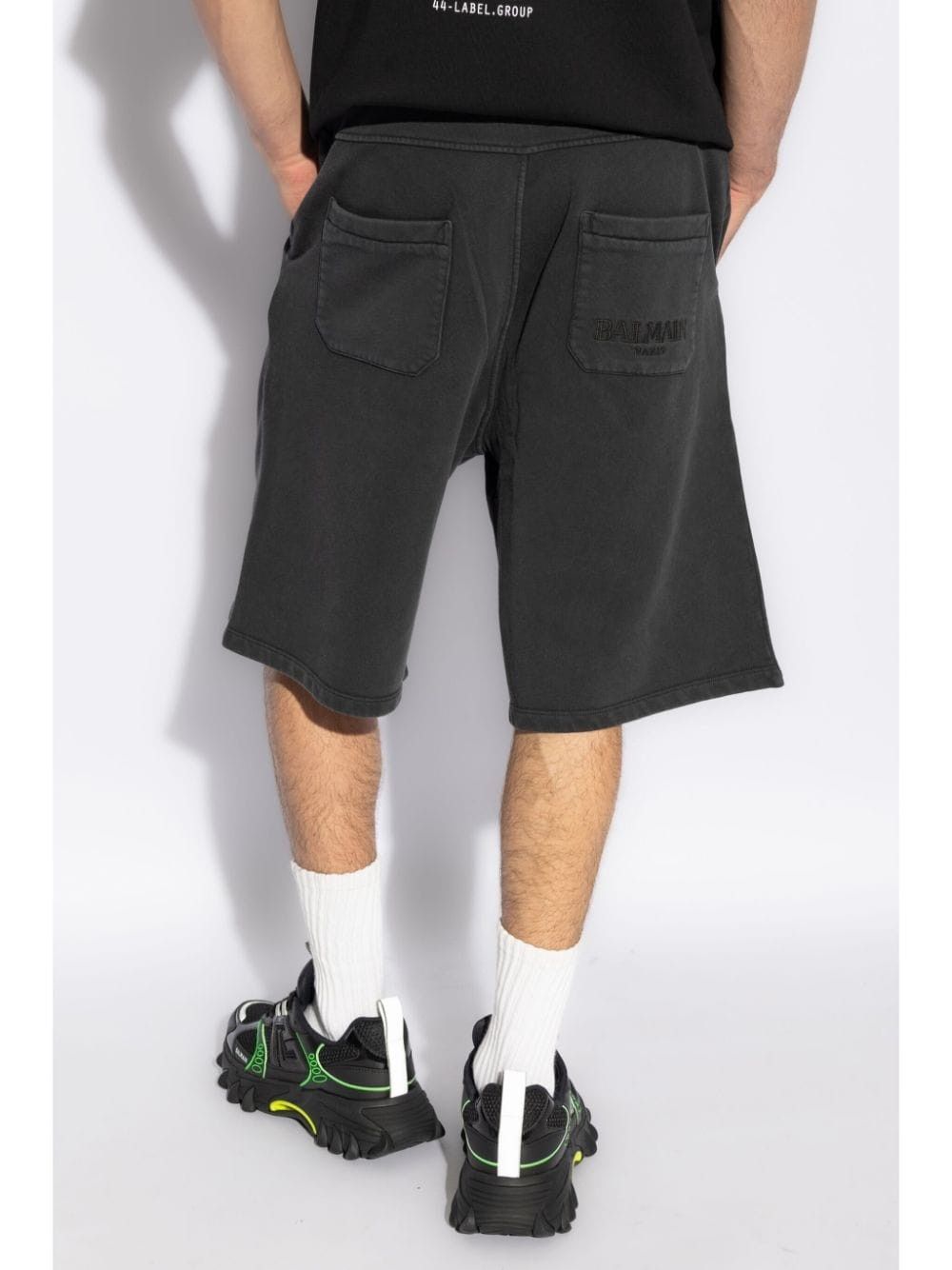 Balmain o1s1wg111025 Logo Embroidered Track Shorts in Navy Blue Size US 34 / EU 50 - 4 Thumbnail