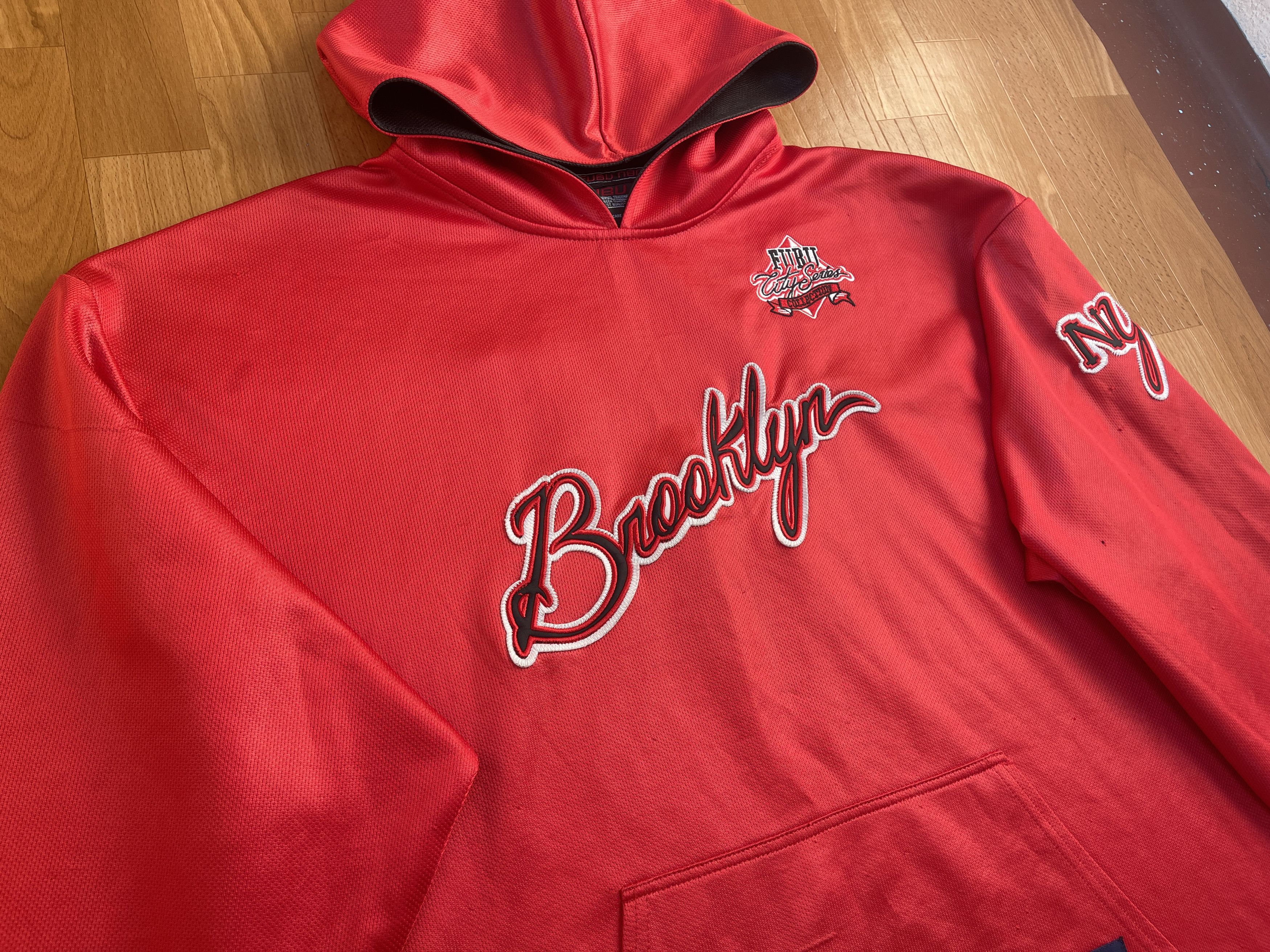 Fubu FUBU hoodie, Brooklyn t-shirt vintage New York City Series L Size US L / EU 52-54 / 3 - 7 Thumbnail