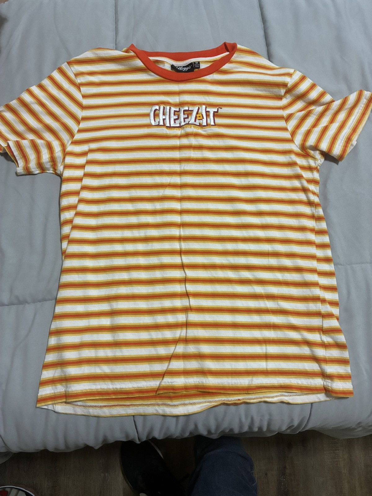 Other Vintage cheez it tee Size US M / EU 48-50 / 2 - 1 Thumbnail