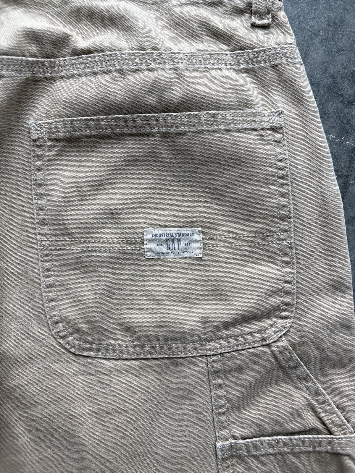 Gap Vintage Y2K Gap Carpenter Shorts Size 30 Size US 30 / EU 46 - 2 Thumbnail
