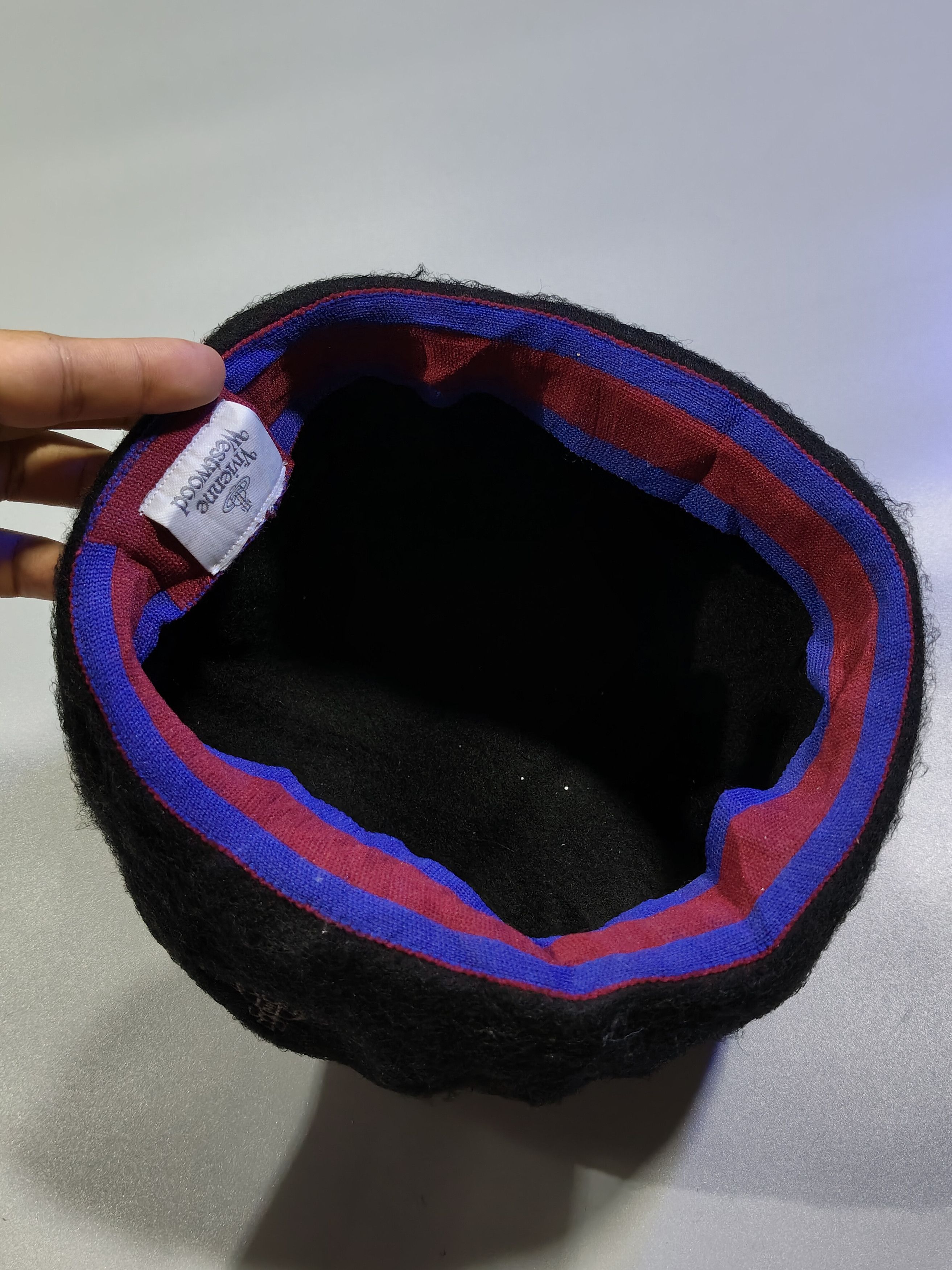 💥 wool Vivienne Westwood beret hat.