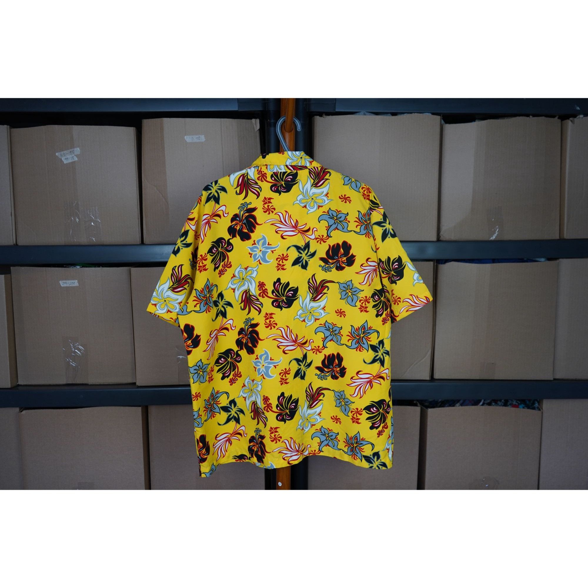 Vintage 90s Air Eagle Yellow Vintage Hawaiian Shirt Men's L #345 Size US L / EU 52-54 / 3 - 2 Thumbnail