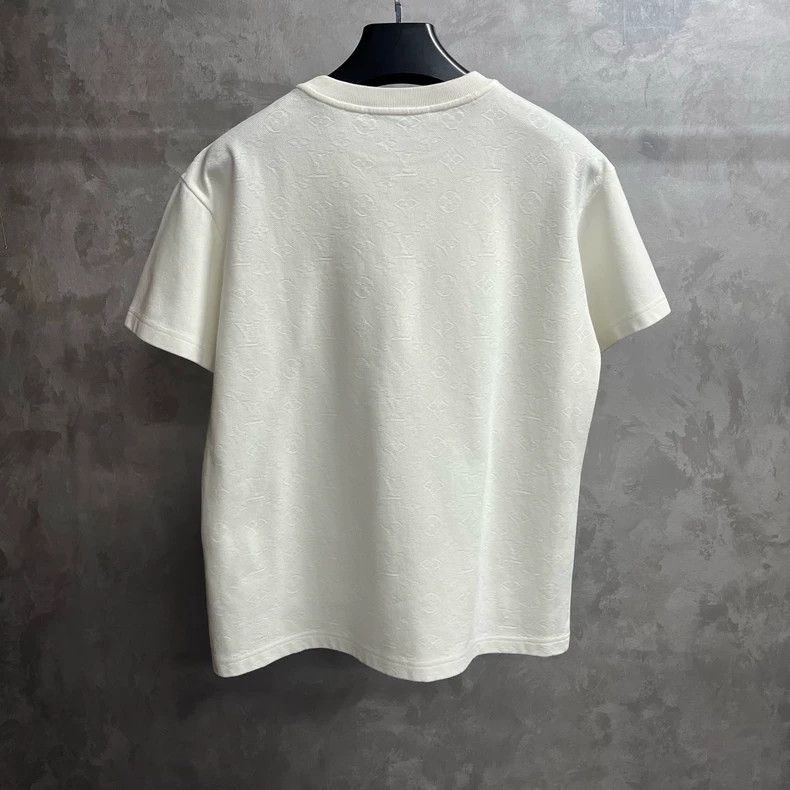 Louis Vuitton Louis Vuitton White Solid Pocket Round Neck Short Sleeve 25 Size US S / EU 44-46 / 1 - 5 Thumbnail