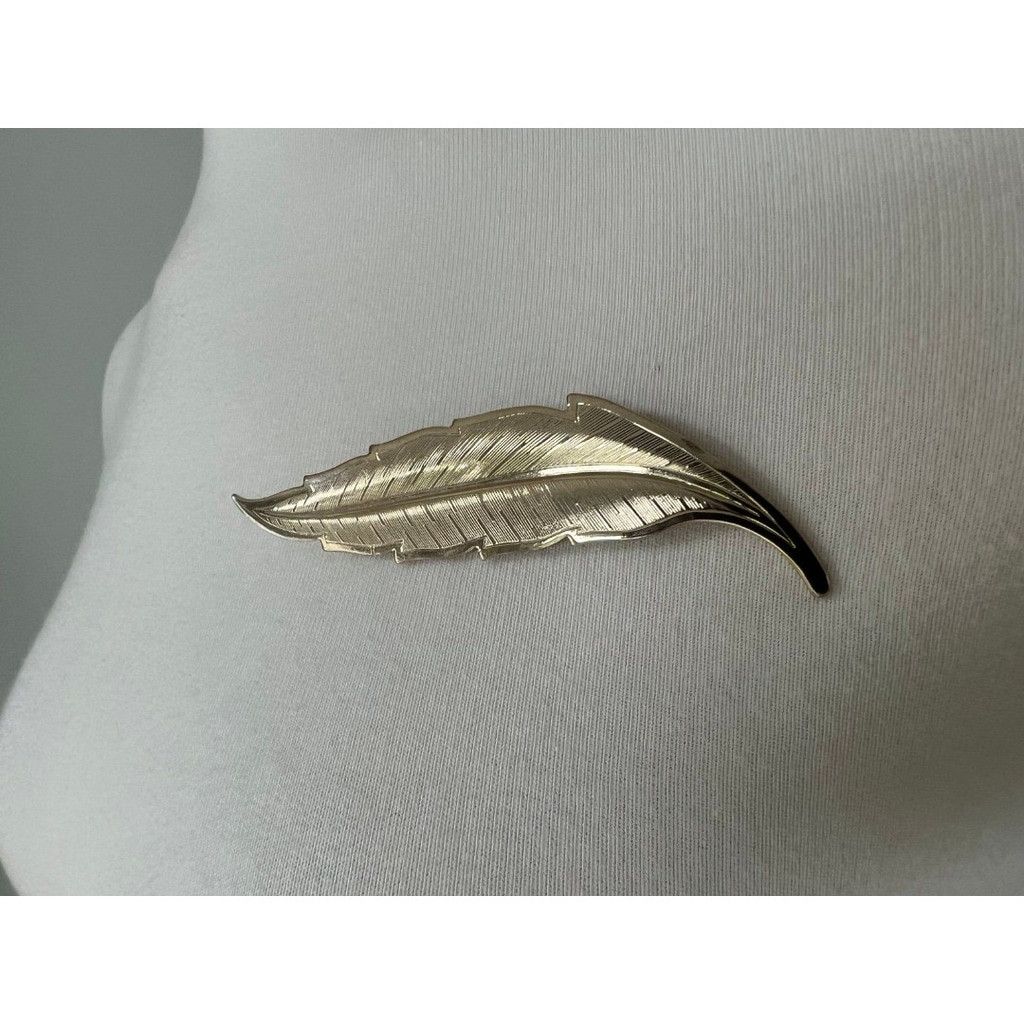 Vintage 1950s Vintage Gold Leaf Feather Brooch Jewelry Pin Brooches Size ONE SIZE - 3 Thumbnail