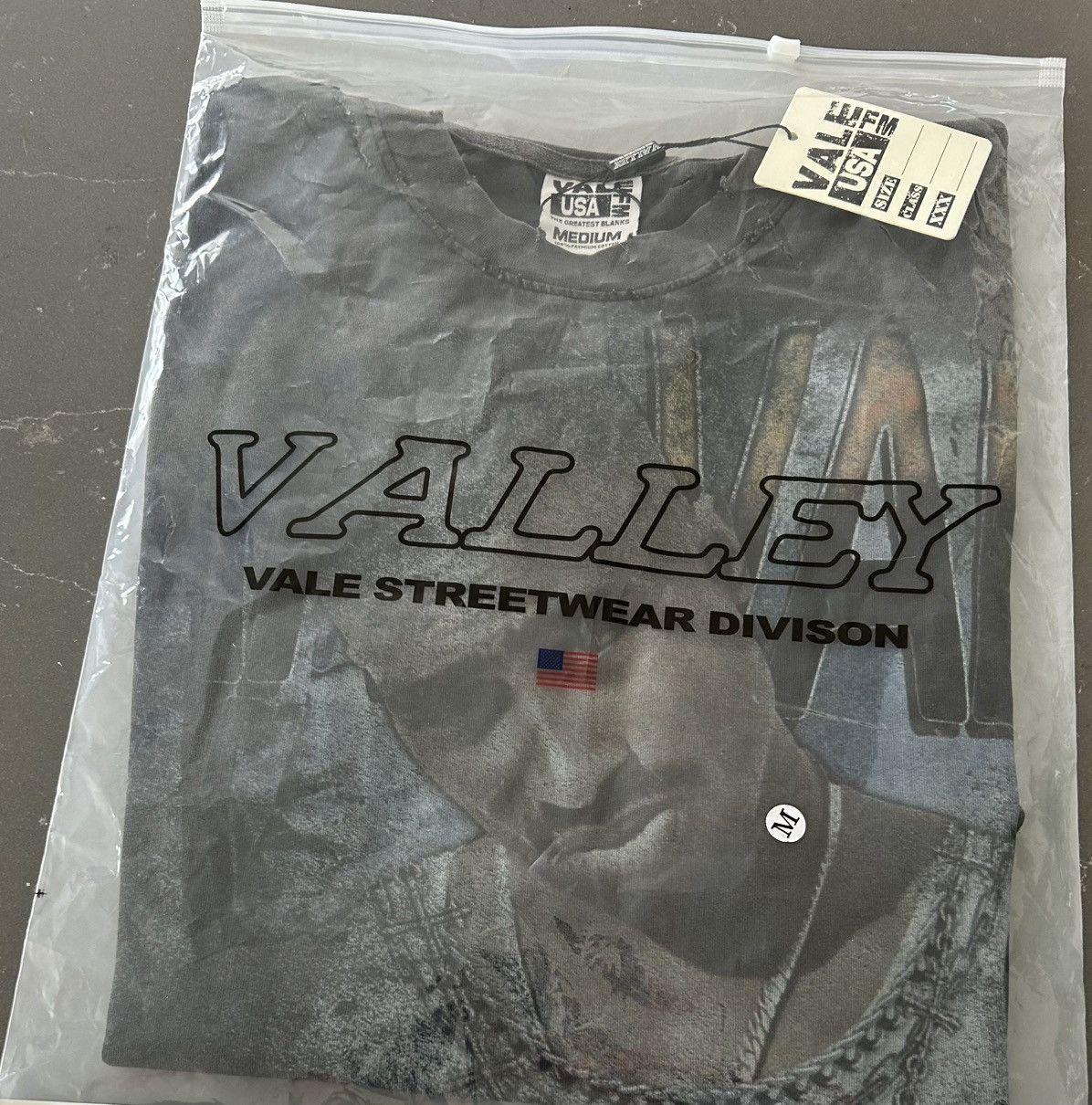 Vale Vale Makavale Tupac Tee Size US M / EU 48-50 / 2 - 5 Thumbnail