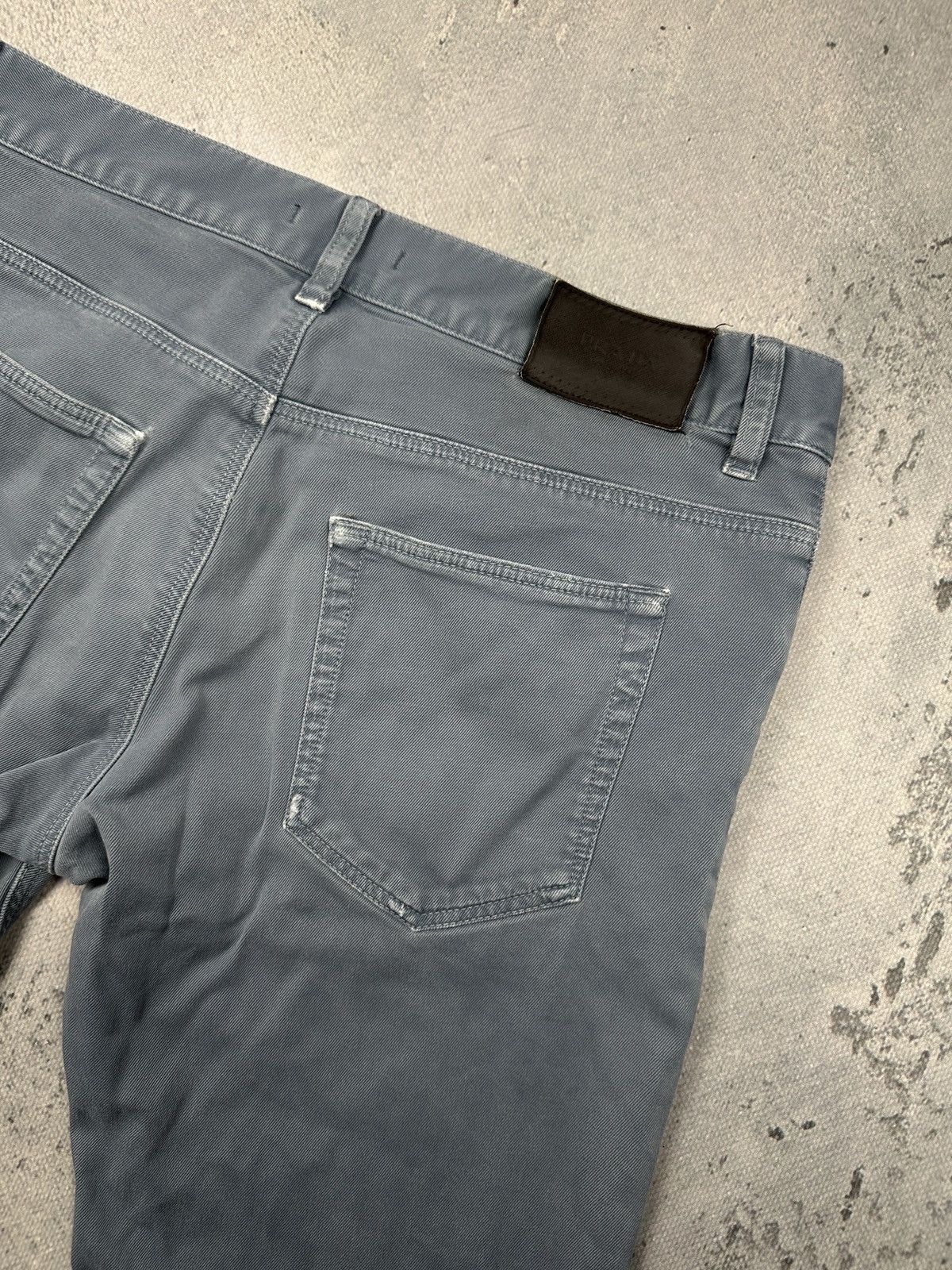 Prada Prada Milano Slim Fit Grey Denim Jeans Italy Lux y2k Pants Size US 32 / EU 48 - 15 Thumbnail