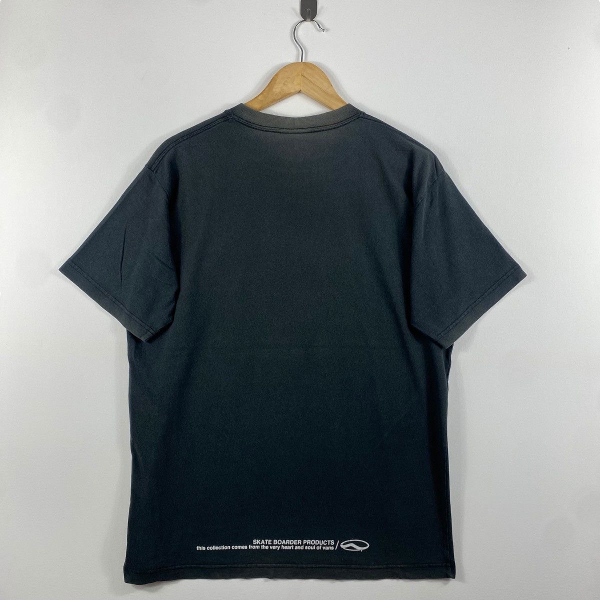 Vans Vintage 00's VANS Skate Boarder Products Graphic Faded Tee Size US XL / EU 56 / 4 - 4 Thumbnail