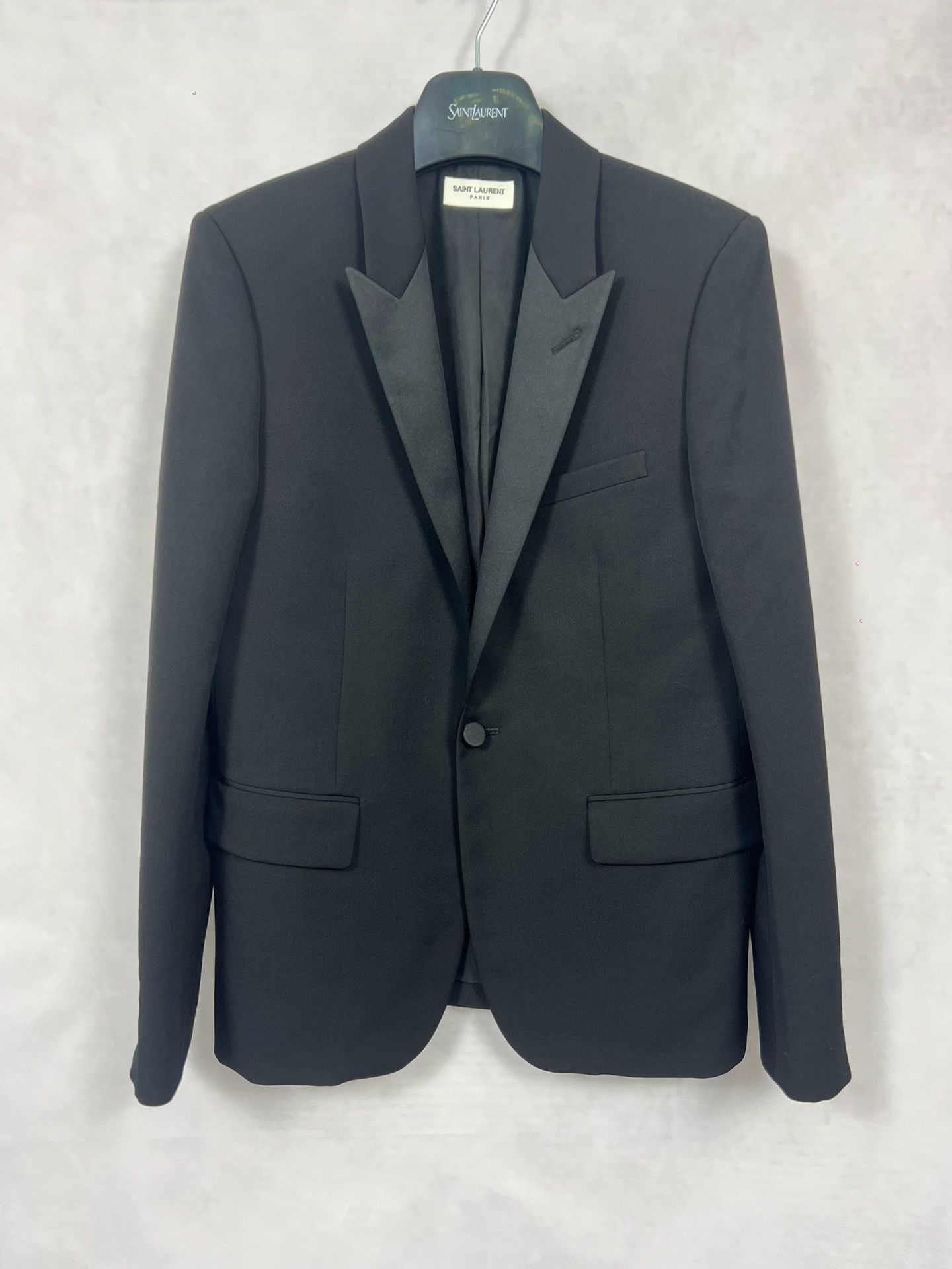 Saint Laurent Paris Saint Laurent Le Smoking Black Suit Jacket Size US M / EU 48-50 / 2 - 1 Thumbnail