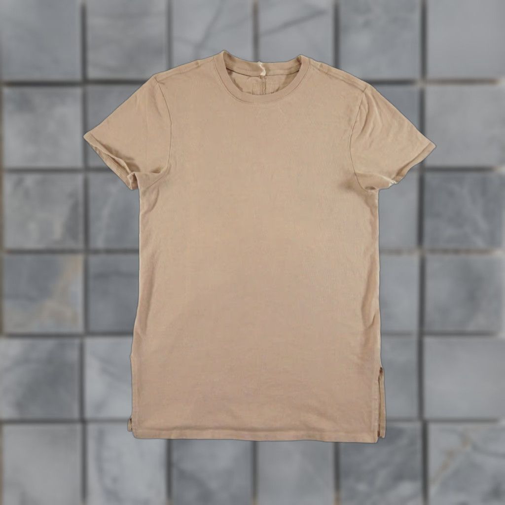 Fear of God Fear of God Essentials T-Shirt Mens Small Beige Crew Neck Short Sleeve Split Hem Streetwear Solid Logo Size US S / EU 44-46 / 1 - 1 Thumbnail