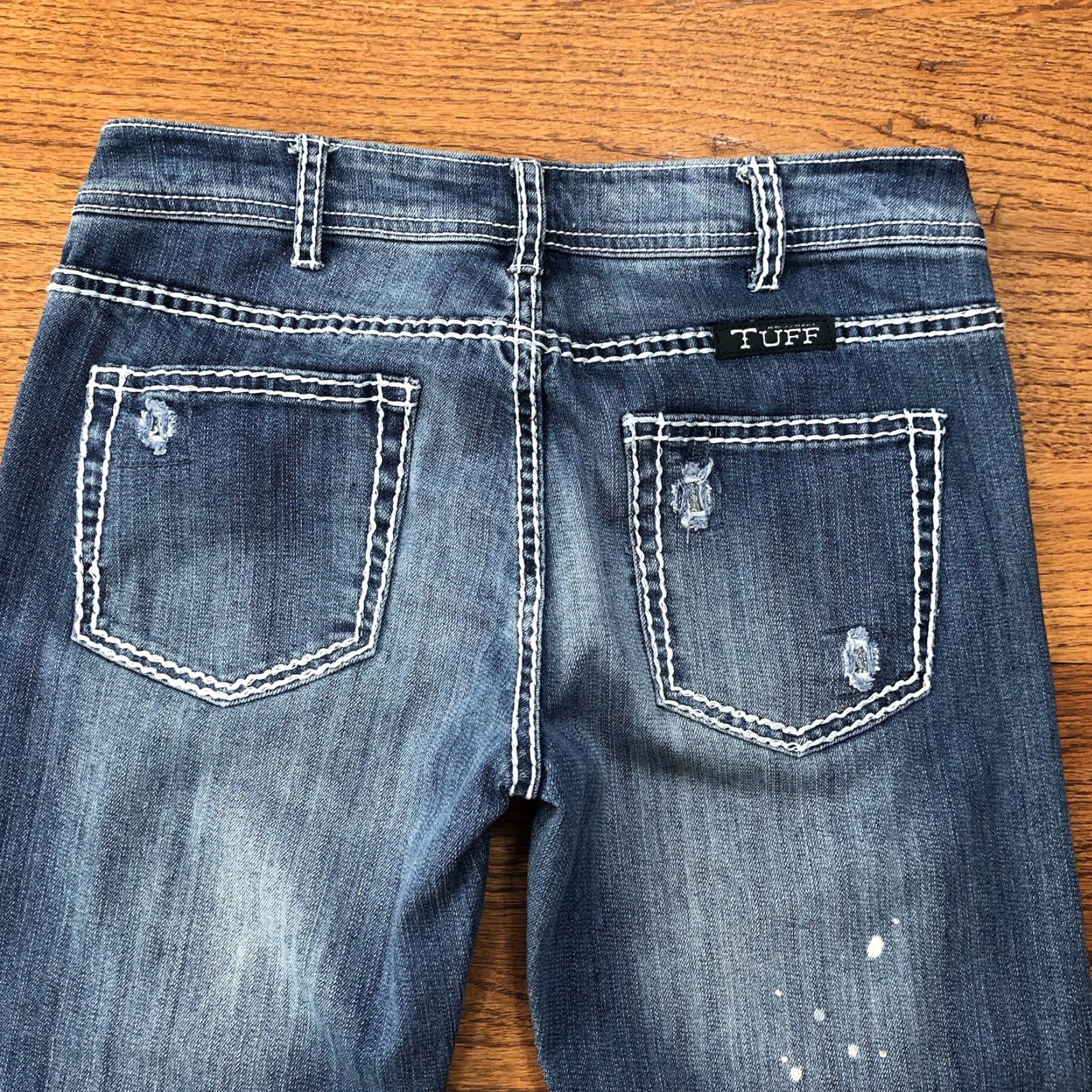 Denime COWGIRL TUFF Capri Jeans Womens 28 Blue Distressed Sequin Denim 5-Pocket Zip Rise 8 Inseam 24 Festival Cowboy Size 28" / US 6 / IT 42 - 4 Thumbnail