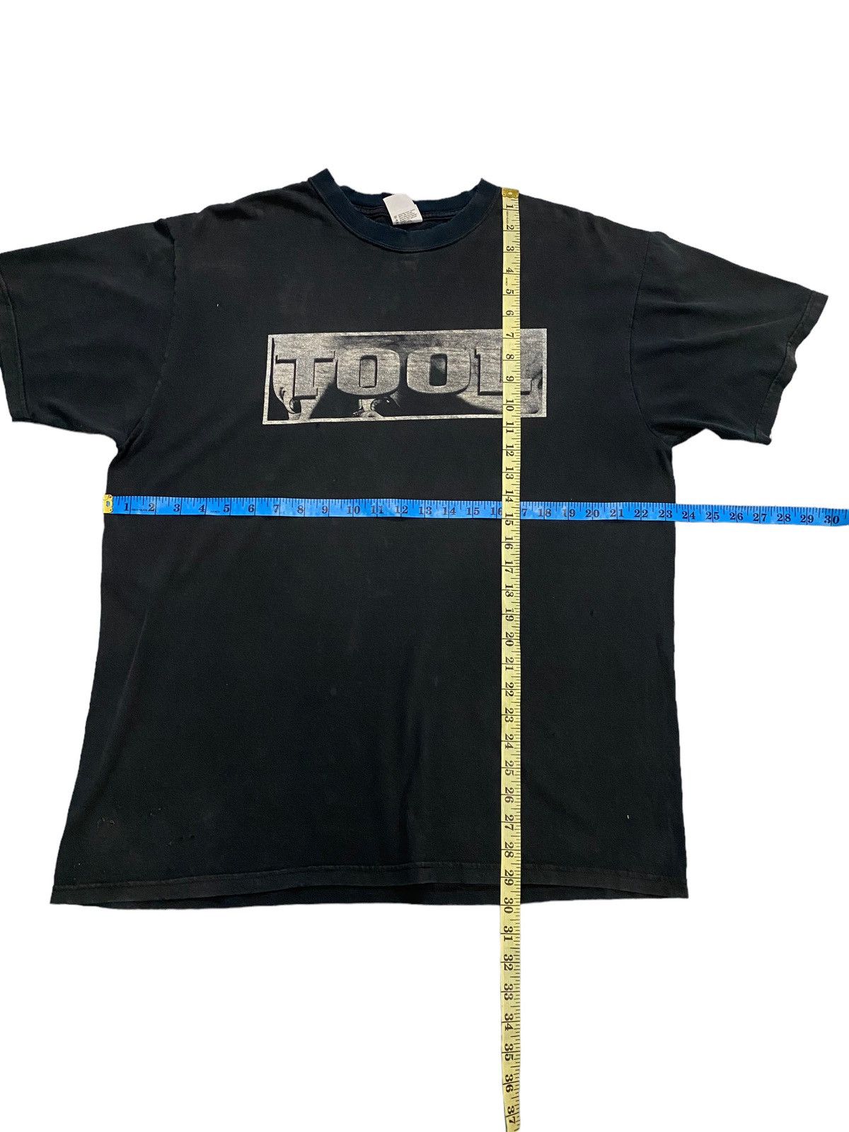 Band Tees Vintage tool schism band t shirt Size US XL / EU 56 / 4 - 4 Thumbnail
