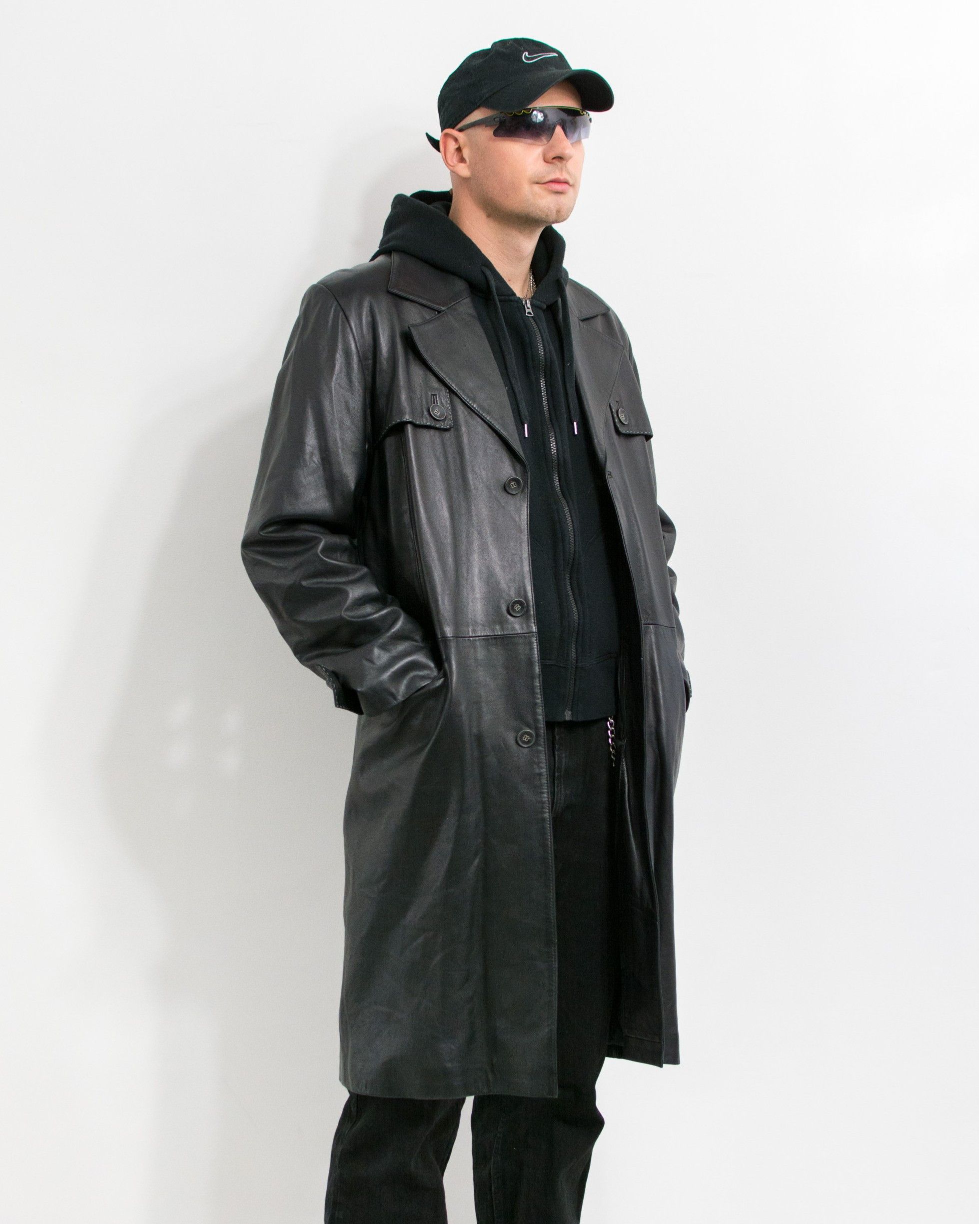 Genuine Leather × Vintage Vintage Black Leather Trench Coat Men’s Size L Size US L / EU 52-54 / 3 - 1 Thumbnail