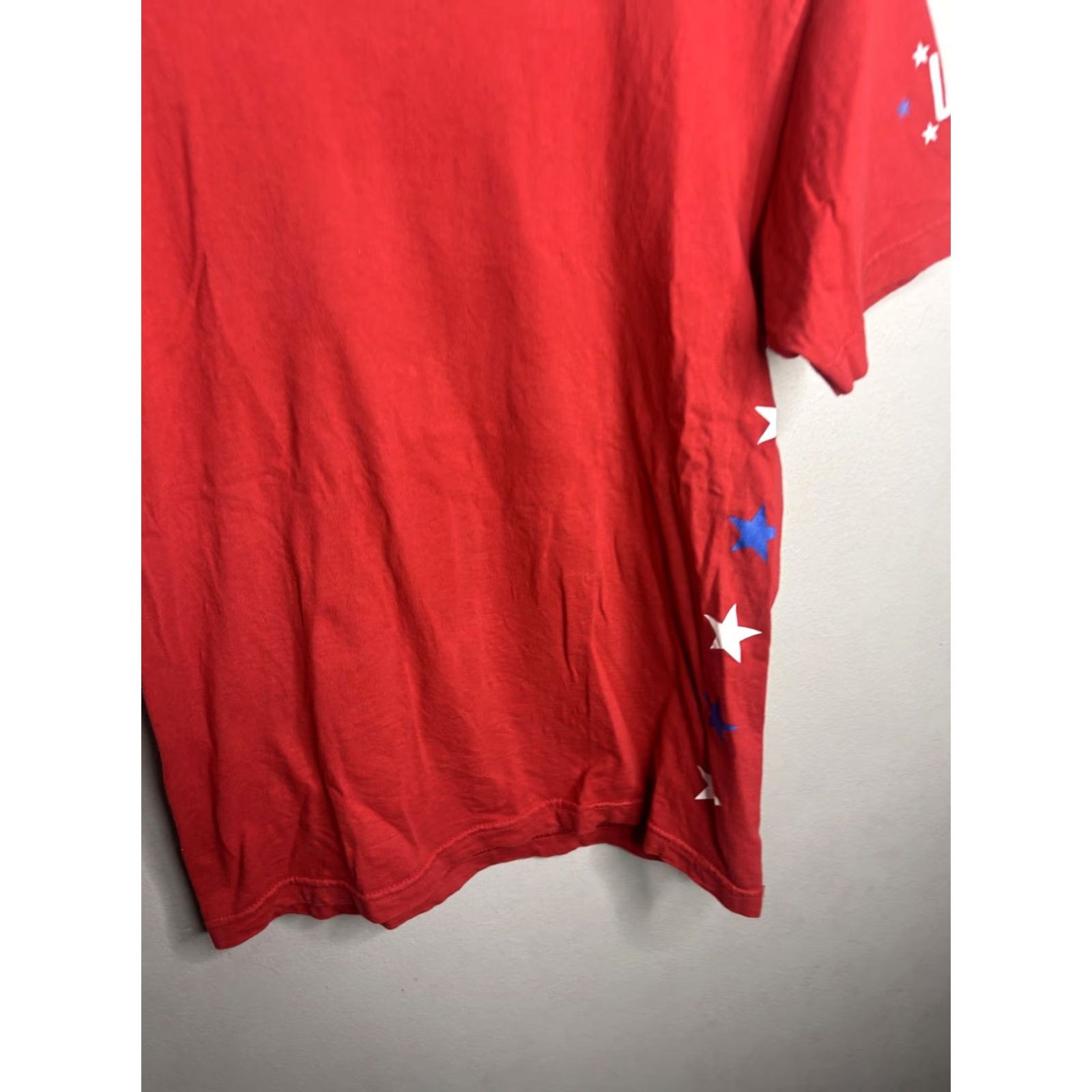 Undefeated VINTAGE Undefeated Shirt Mens M Red UNDFTD 5 Stars Graphic Tee Crewneck Streetwear Size US M / EU 48-50 / 2 - 4 Thumbnail
