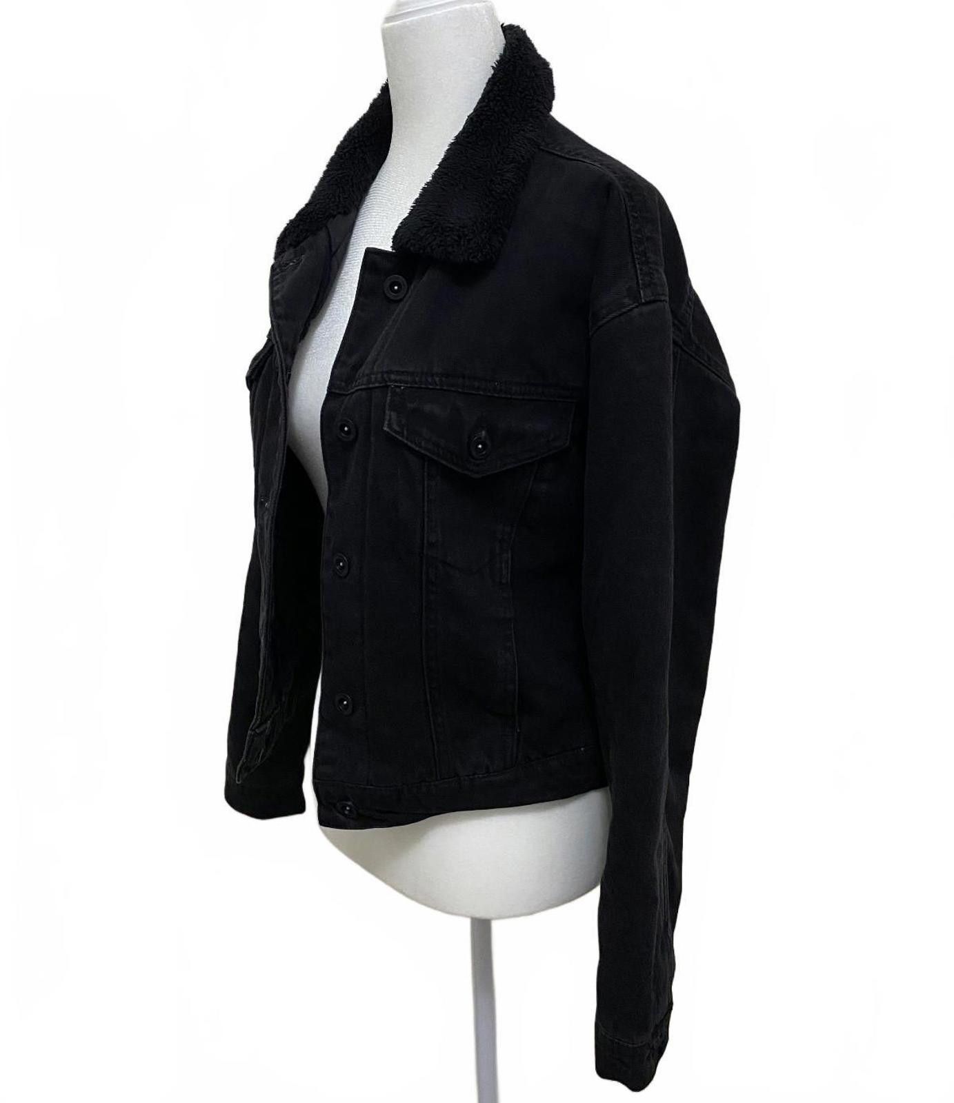 Mango MANGO DENIM Faux Fur Collar Denim Jacket in Black (MEDIUM) Size M / US 6-8 / IT 42-44 - 3 Thumbnail