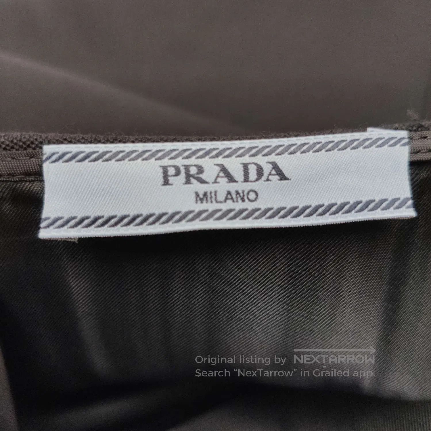 Prada Prada Classic Black Wool Midi Skirt . Size 37" - 4 Thumbnail