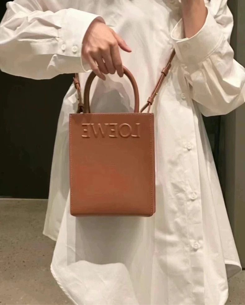 Loewe loewe Micro-label embossed calfskin bag 2503-Nextarrow Size ONE SIZE - 2 Thumbnail