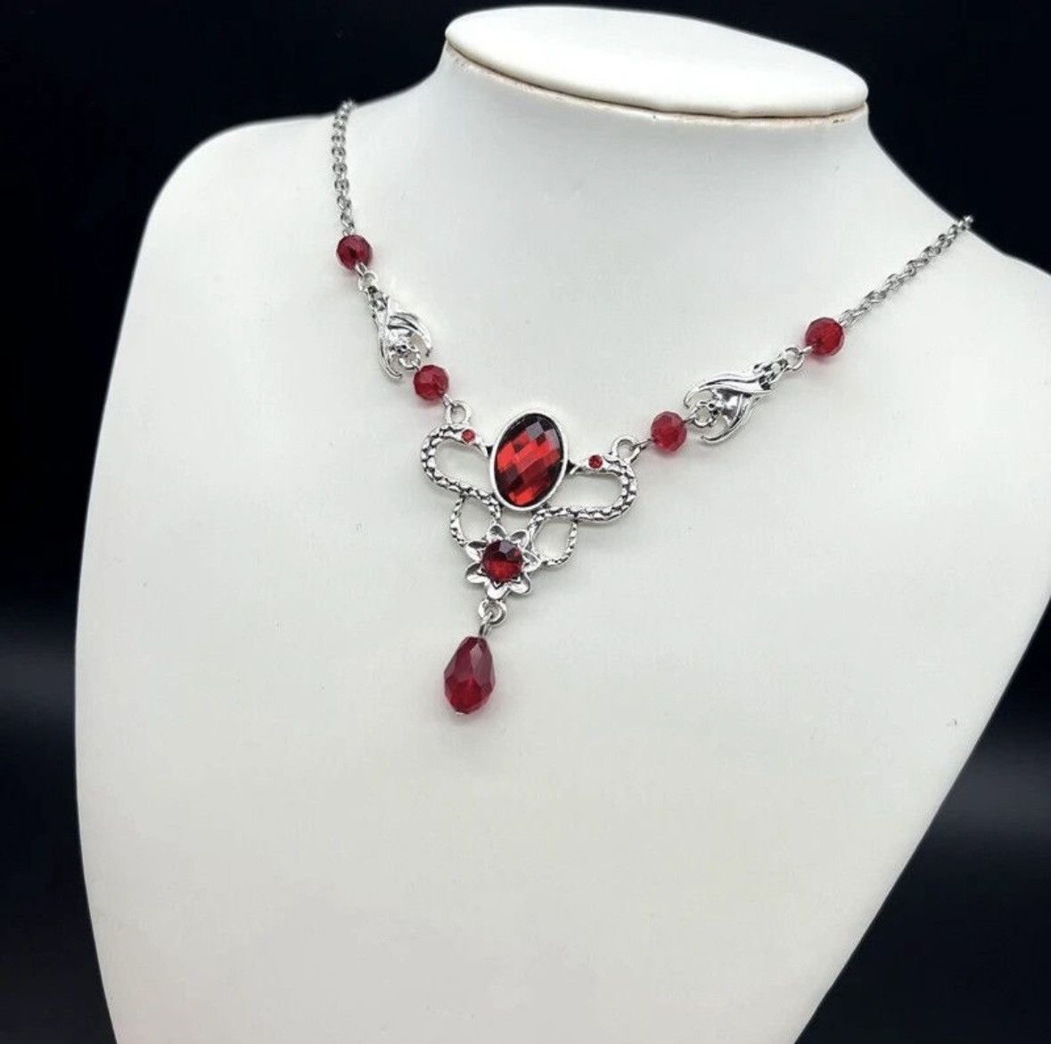 Jewelry Vampire Bat Red Glass Crystal Eyed Snakes Necklace Size ONE SIZE - 2 Thumbnail