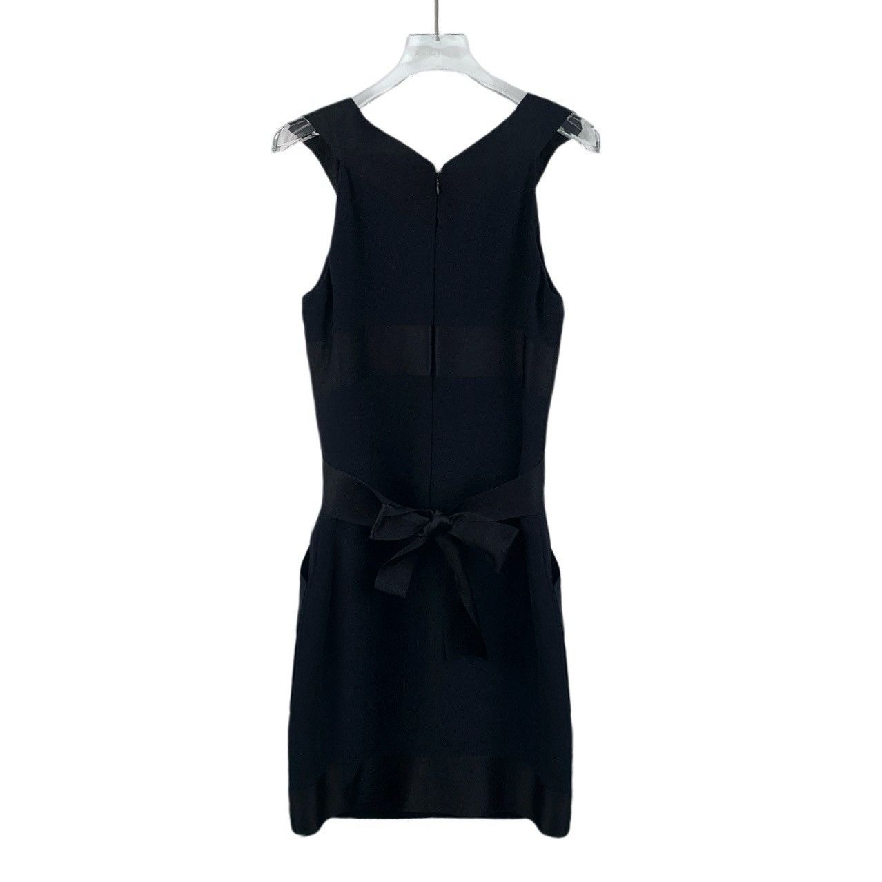 Chanel Chanel Black V-neck Sleeveless Silk Dress K26WX Size XS / US 0-2 / IT 36-38 - 2 Thumbnail