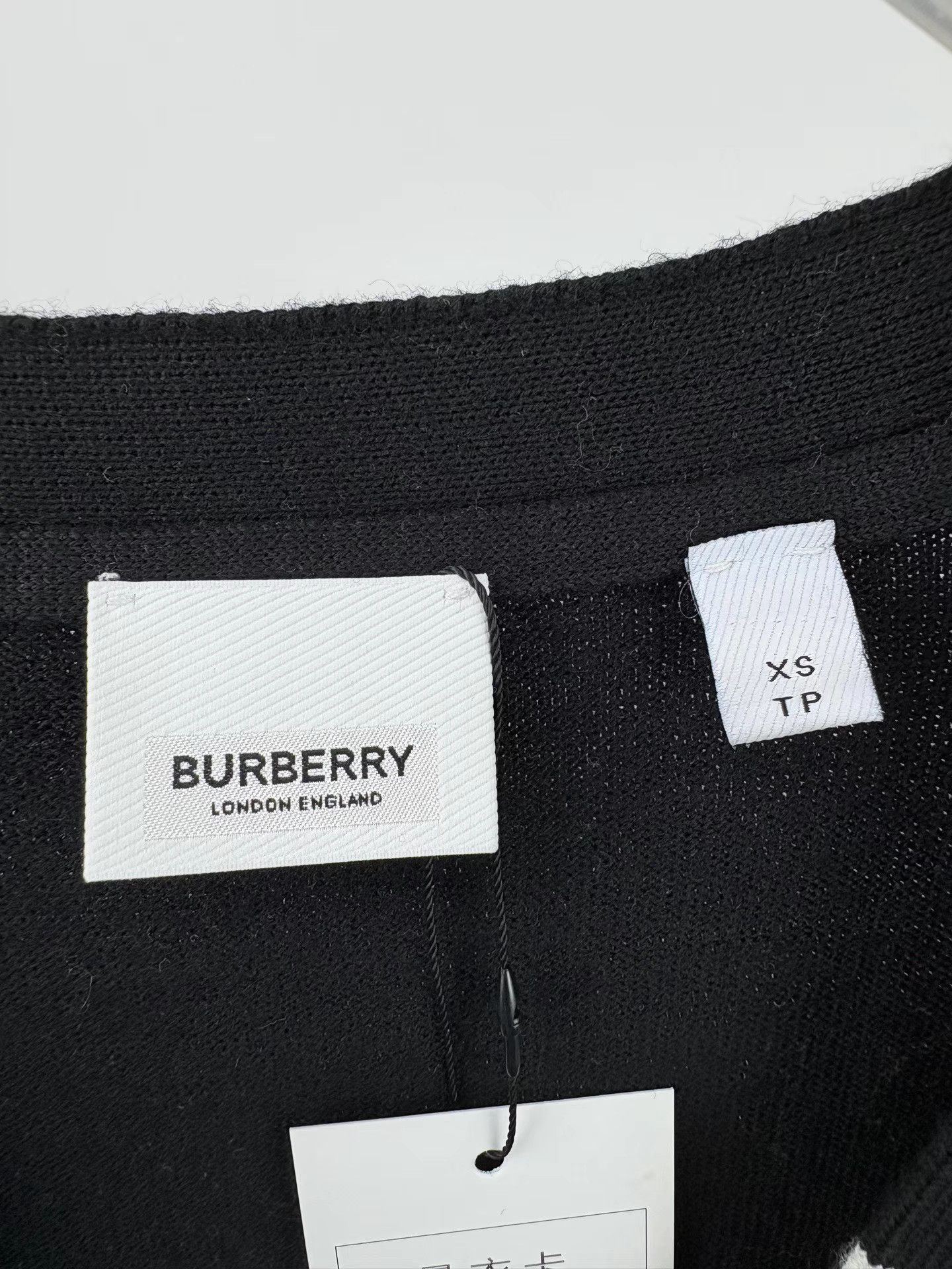 Burberry BURBERRY Striped Cashmere Cardigan Size US XS / EU 42 / 0 - 3 Thumbnail