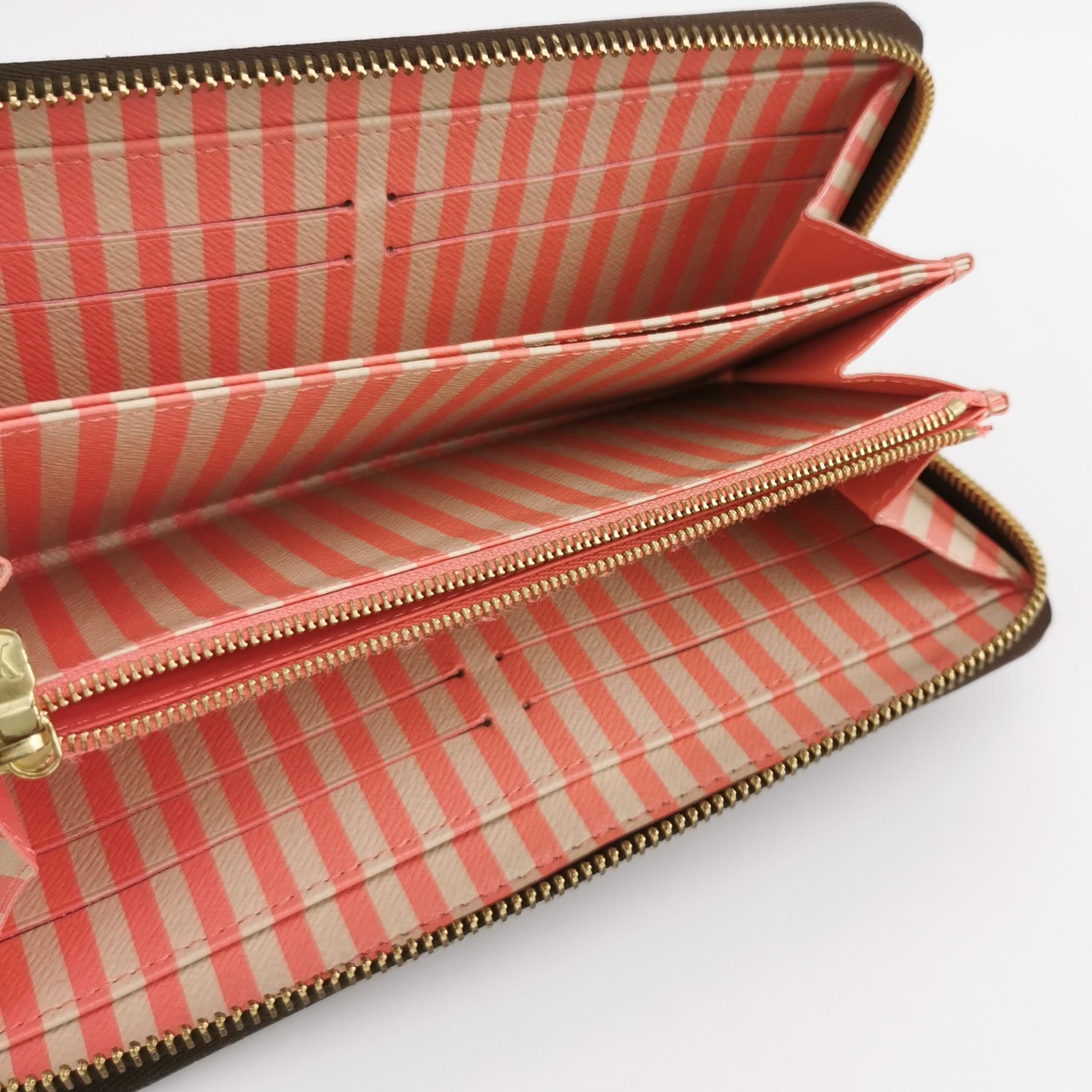 Louis Vuitton Louis Vuitton (LV) Zippy Box Print Zip Around Wallet -y2506 Size ONE SIZE - 5 Thumbnail