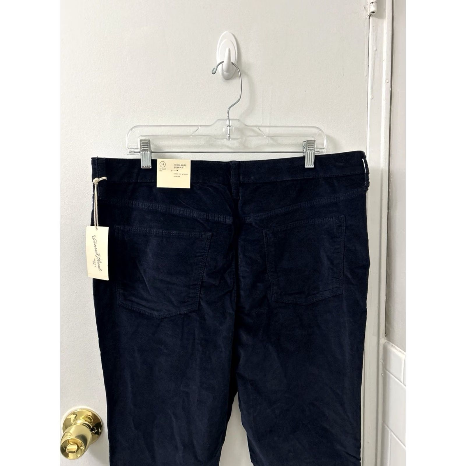 Vintage Universal Thread Pants Womens 18 34x29 Blue High Rise Skinny Jeans Pockets Stretch Denim NWT YKK Closure Regular Inseam 29 Size 40" / US 18 - 7 Thumbnail