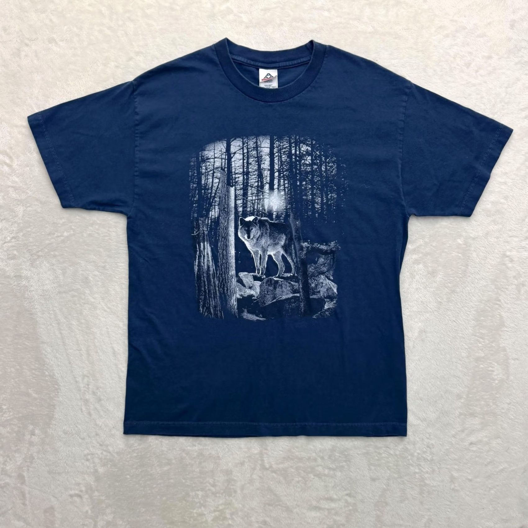 Vintage Alstyle Wolf Shirt Mens Large Blue Forest Nature Graphic T-Shirt Tee Size US L / EU 52-54 / 3 - 2 Thumbnail