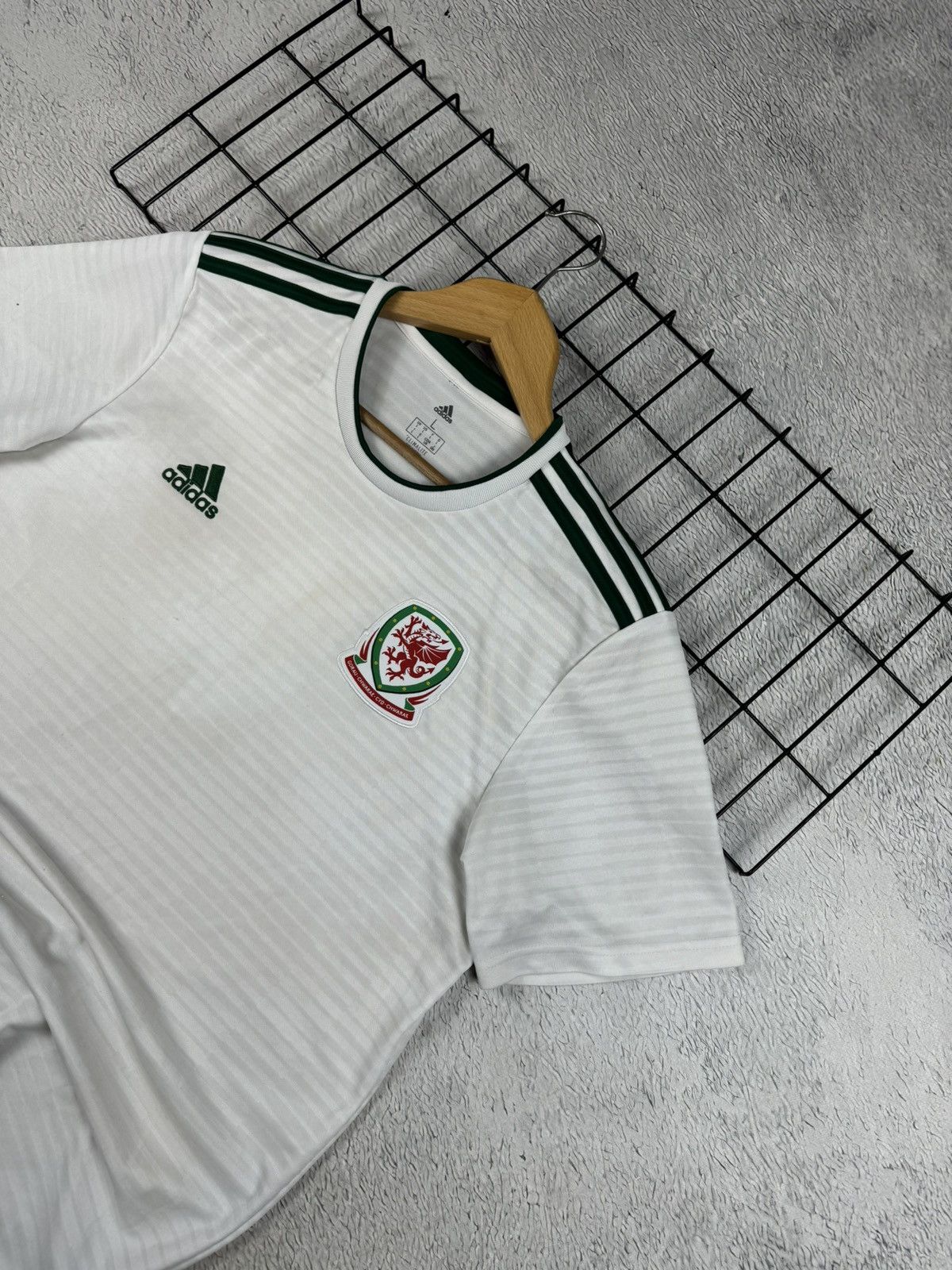 Adidas × Vintage Wales National Team 2018 Adidas Soccer Jersey Blokcore L sz Size US L / EU 52-54 / 3 - 2 Thumbnail