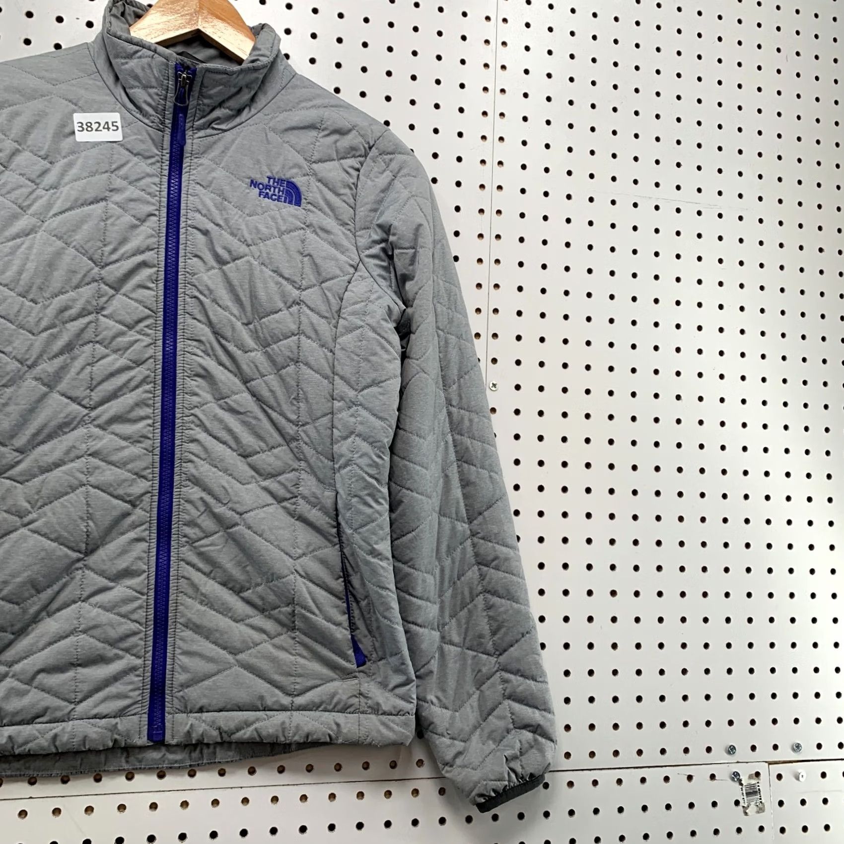 The North Face The North Face Jacket Womens Small Gray Puffer Liner Full Zip Size S / US 4 / IT 40 - 4 Thumbnail