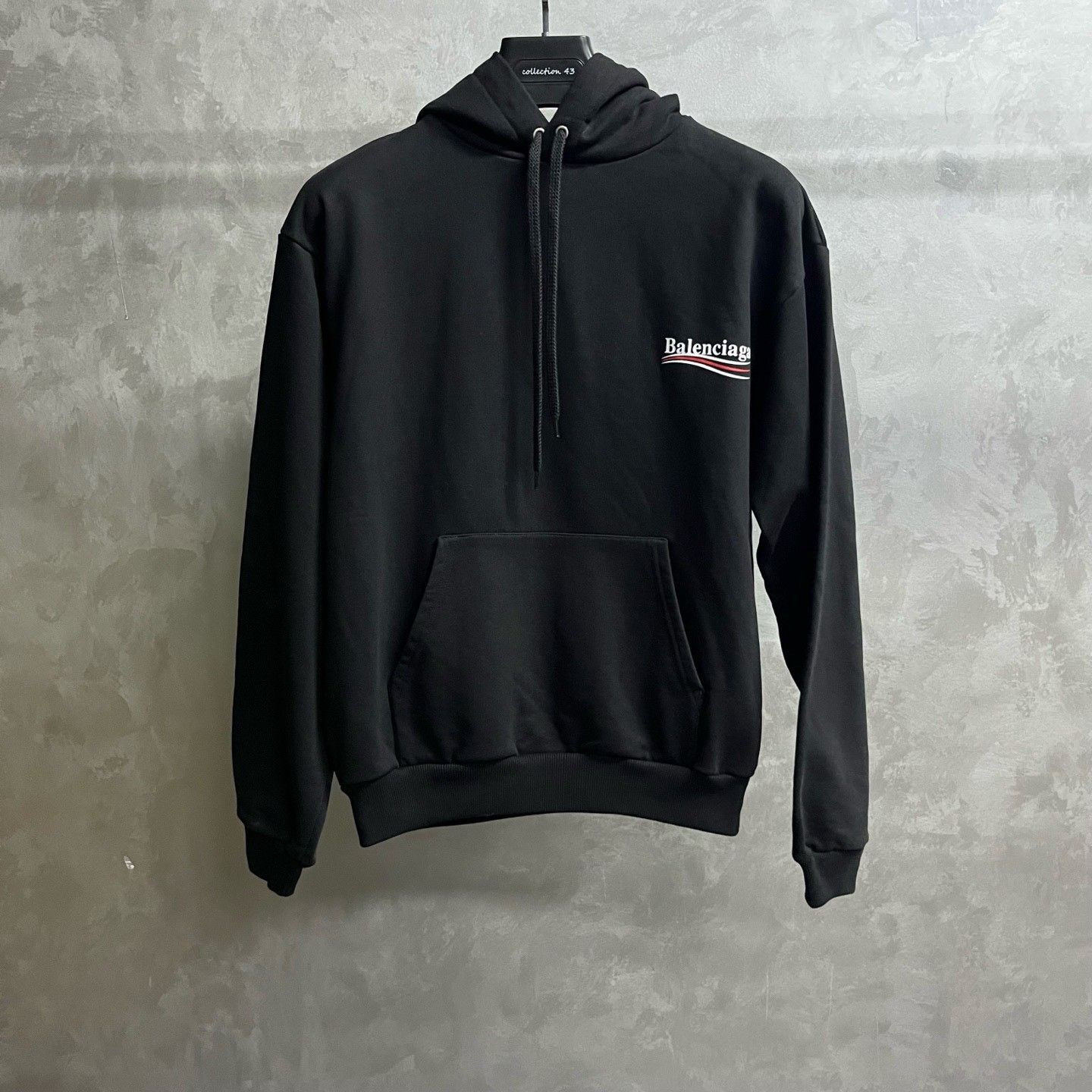 Balenciaga Balenciaga Retro Printed Black Hoodie xs Men Size US XS / EU 42 / 0 - 1 Thumbnail