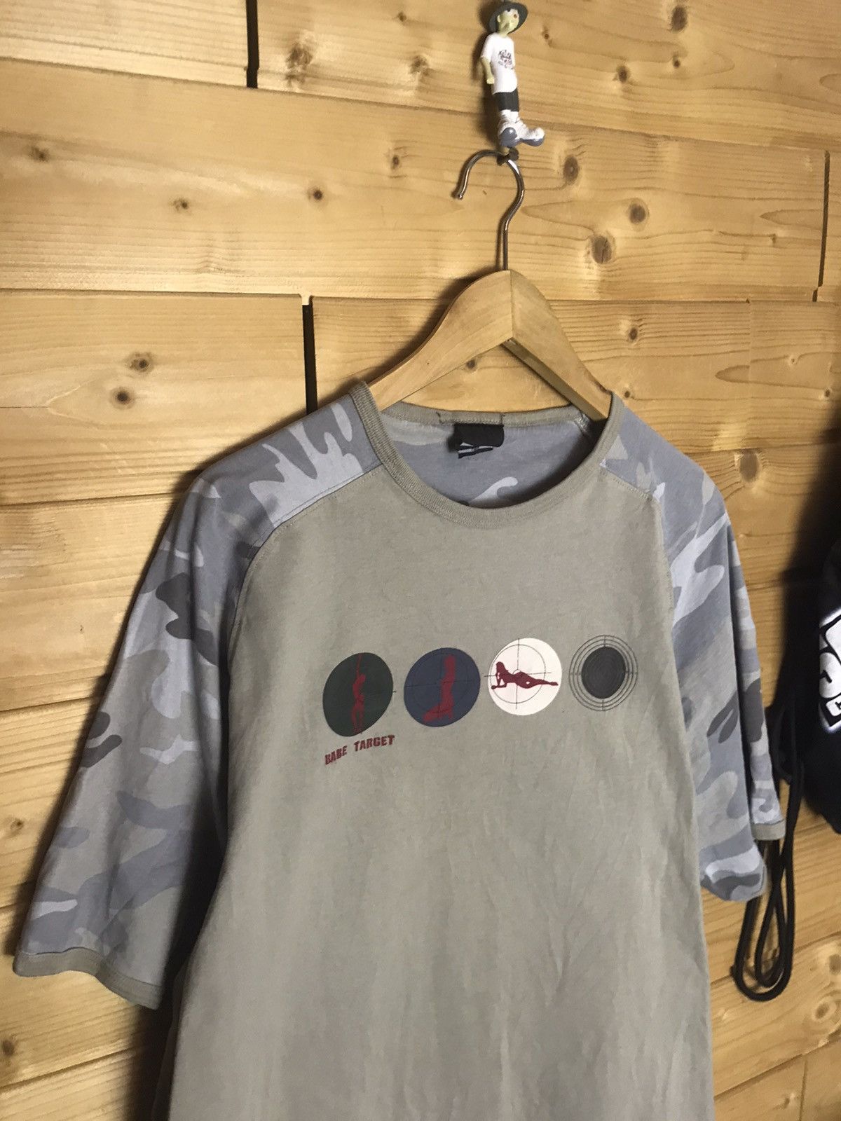 Vintage Vintage Babe Target t-shirt Size US L / EU 52-54 / 3 - 1 Thumbnail