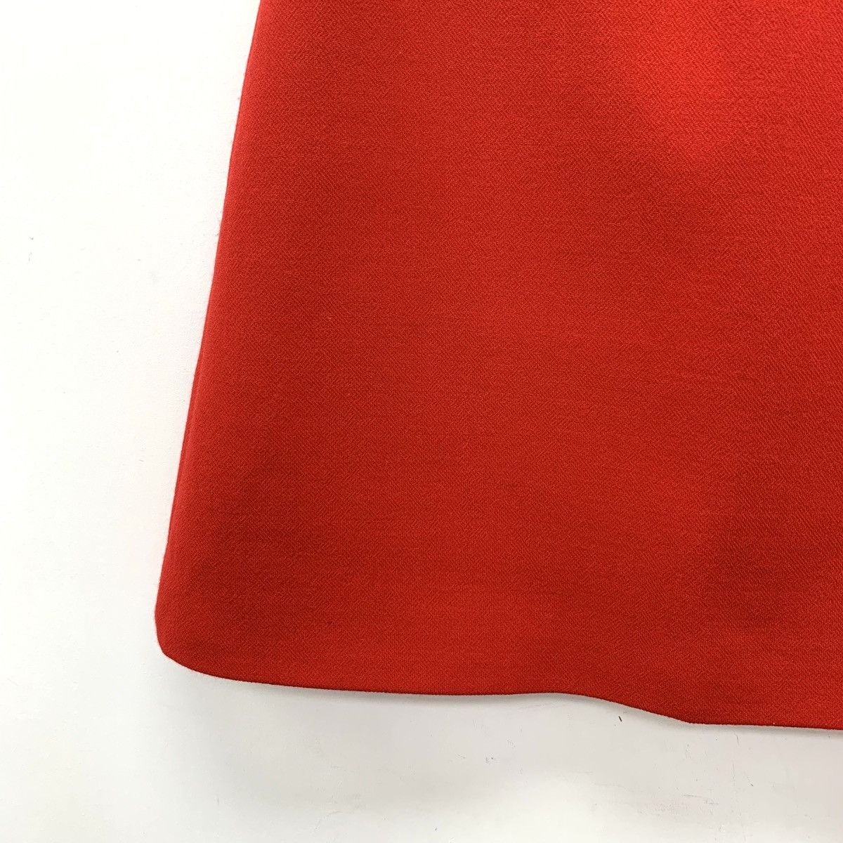Miu Miu Miu Miu Red Lace Trim Wool Casual Skirt K26WX Size 28" / US 6 / IT 42 - 4 Thumbnail