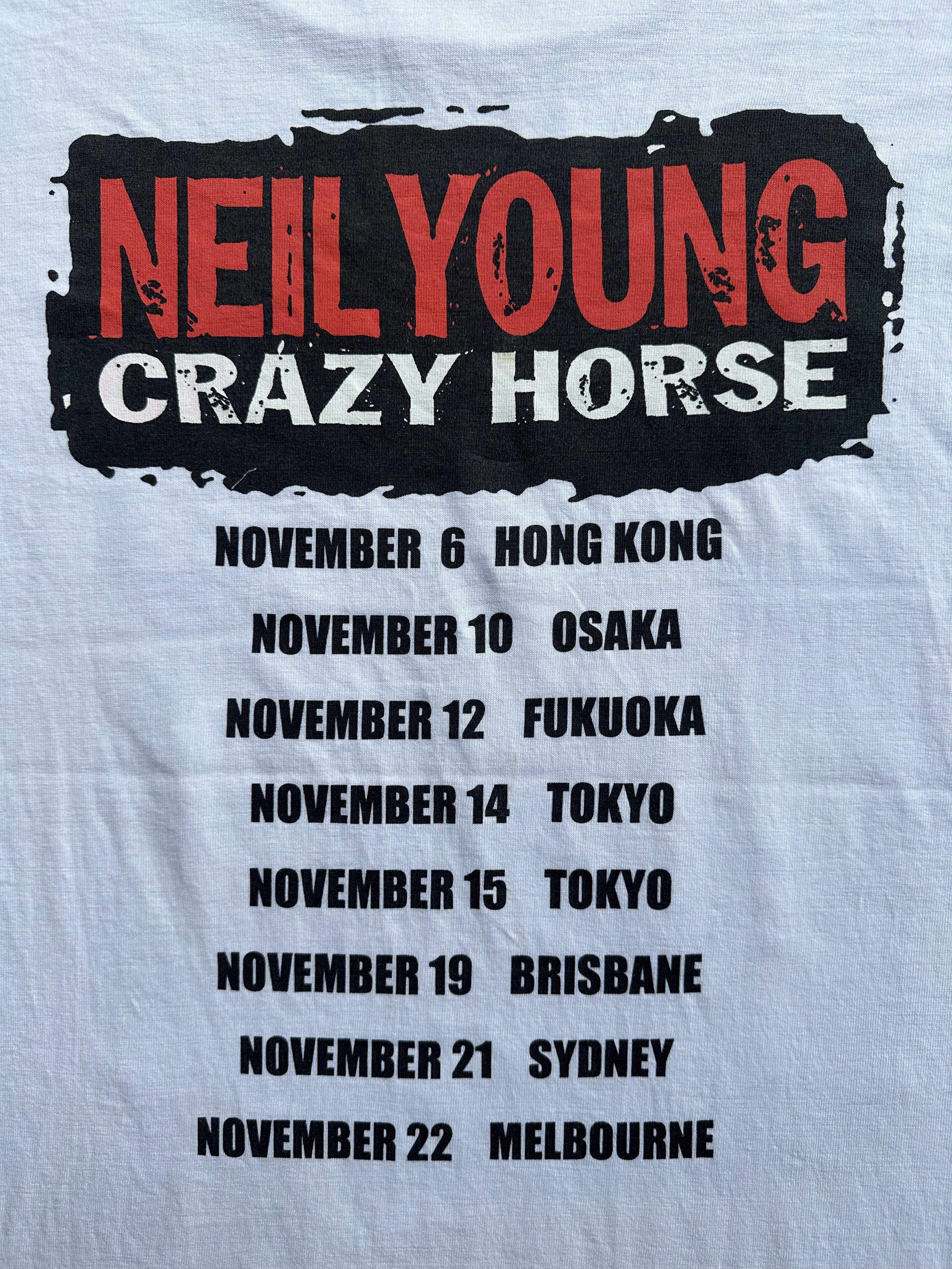 Band Tees Vintage Neil Young & Crazy Horse 2001 Tour T-shirt Size US L / EU 52-54 / 3 - 4 Thumbnail