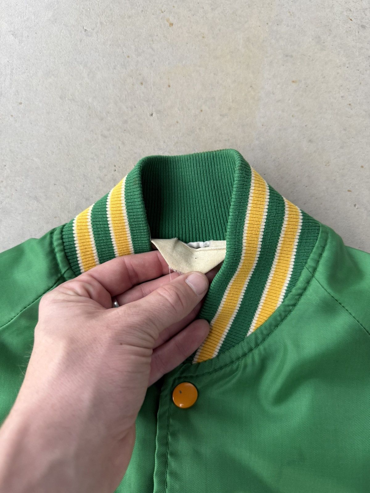 Vintage Vintage Chain Stitched Varsity Letterman Satin Green Jacket Size US M / EU 48-50 / 2 - 4 Thumbnail