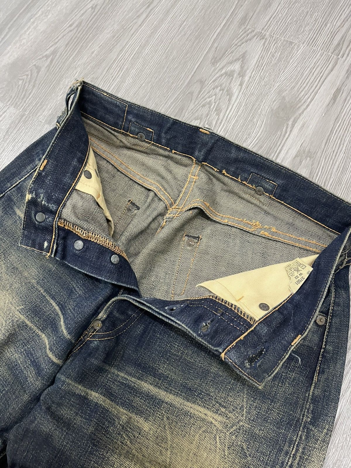 Levi's Vintage Clothing Levi’s 501xx Big E Buckle Back Selvedges distressed denim Size US 29 - 5 Thumbnail