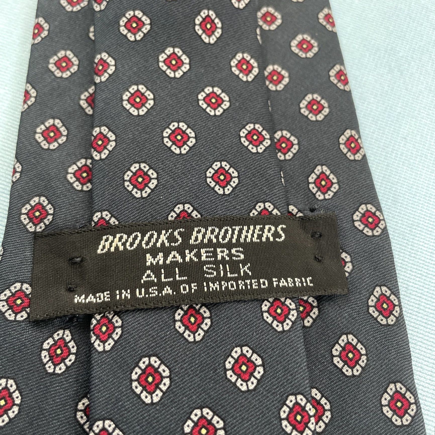 Brooks Brothers VINTAGE Brooks Brothers Makers Neck Tie Pure Silk Black Red Floral Neat 3.2x58 USA Black Red 100% Silk Tie Vintage Necktie Mens Silk Tie Size ONE SIZE - 7 Thumbnail