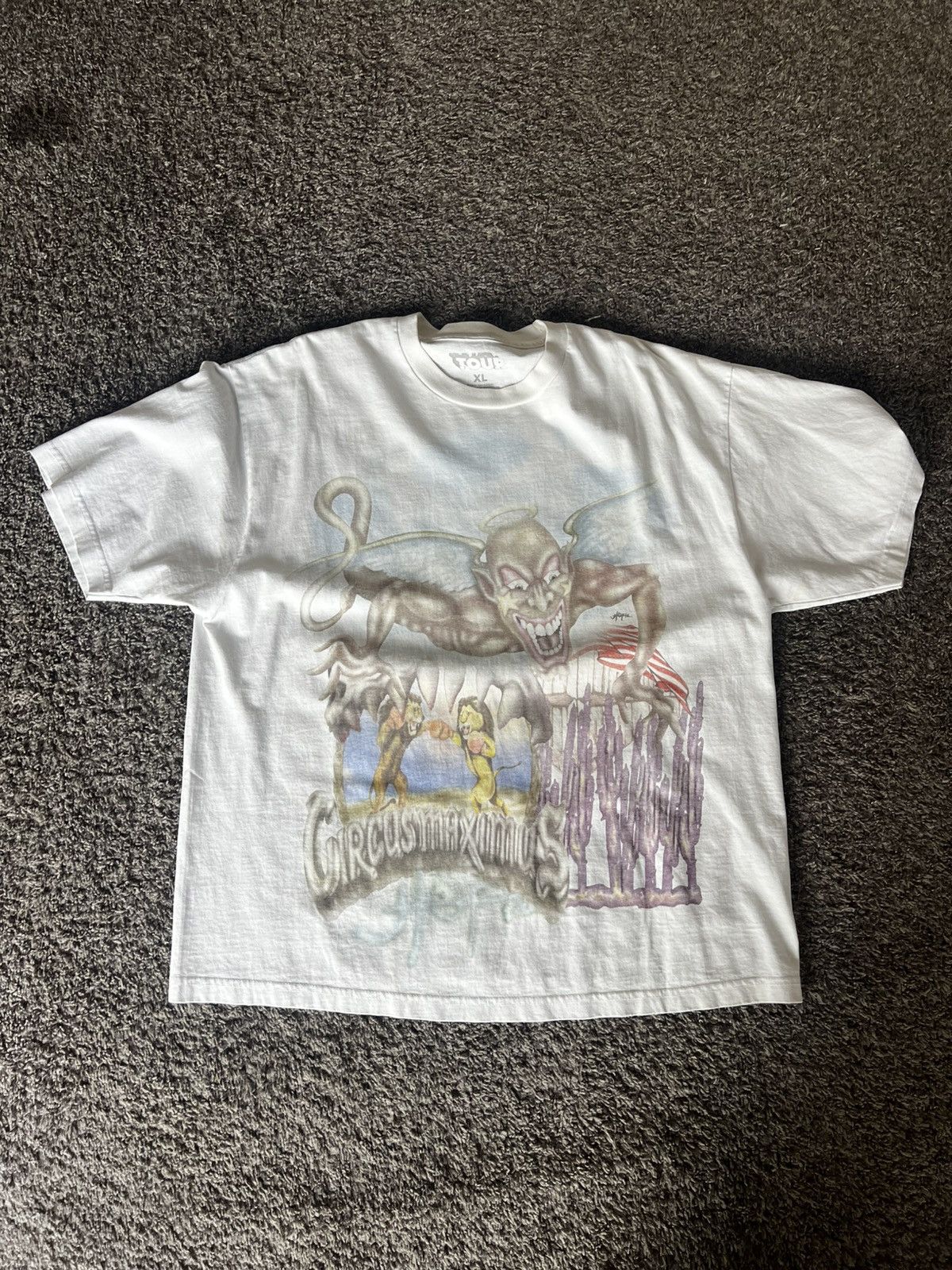 Travis Scott Travis Scott utopia Circus Maximus 2023 Tee XL Size US XL / EU 56 / 4 - 1 Thumbnail