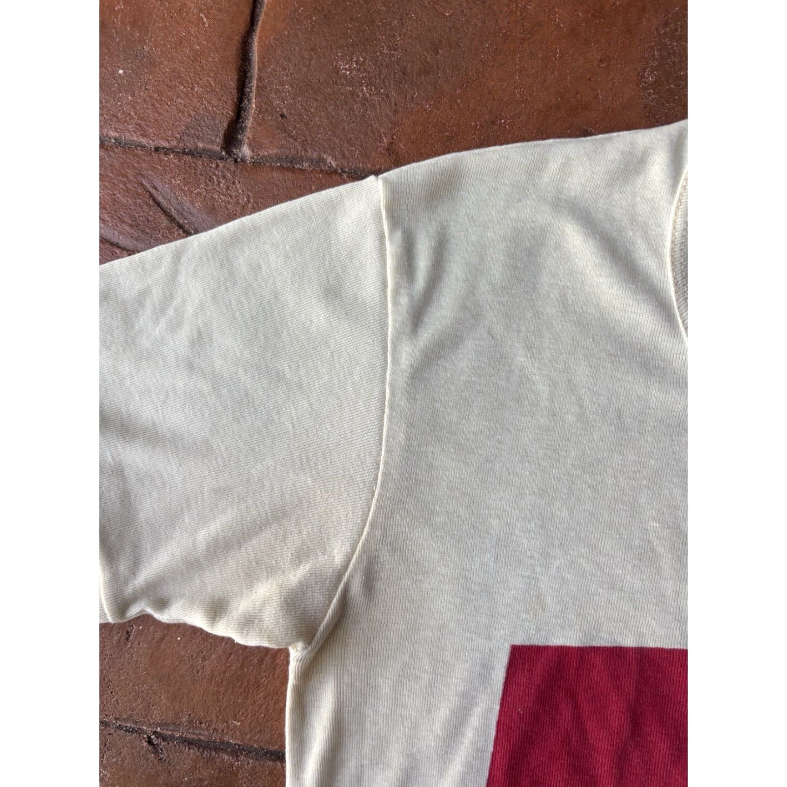 Vintage VINTAGE 80s Cactus Pancho’s Tequila Mexico T-Shirt Medium Short Sleeve Crew Neck Men’s Cotton Blend Knit Logo Graphic Print Cream Size US M / EU 48-50 / 2 - 4 Thumbnail
